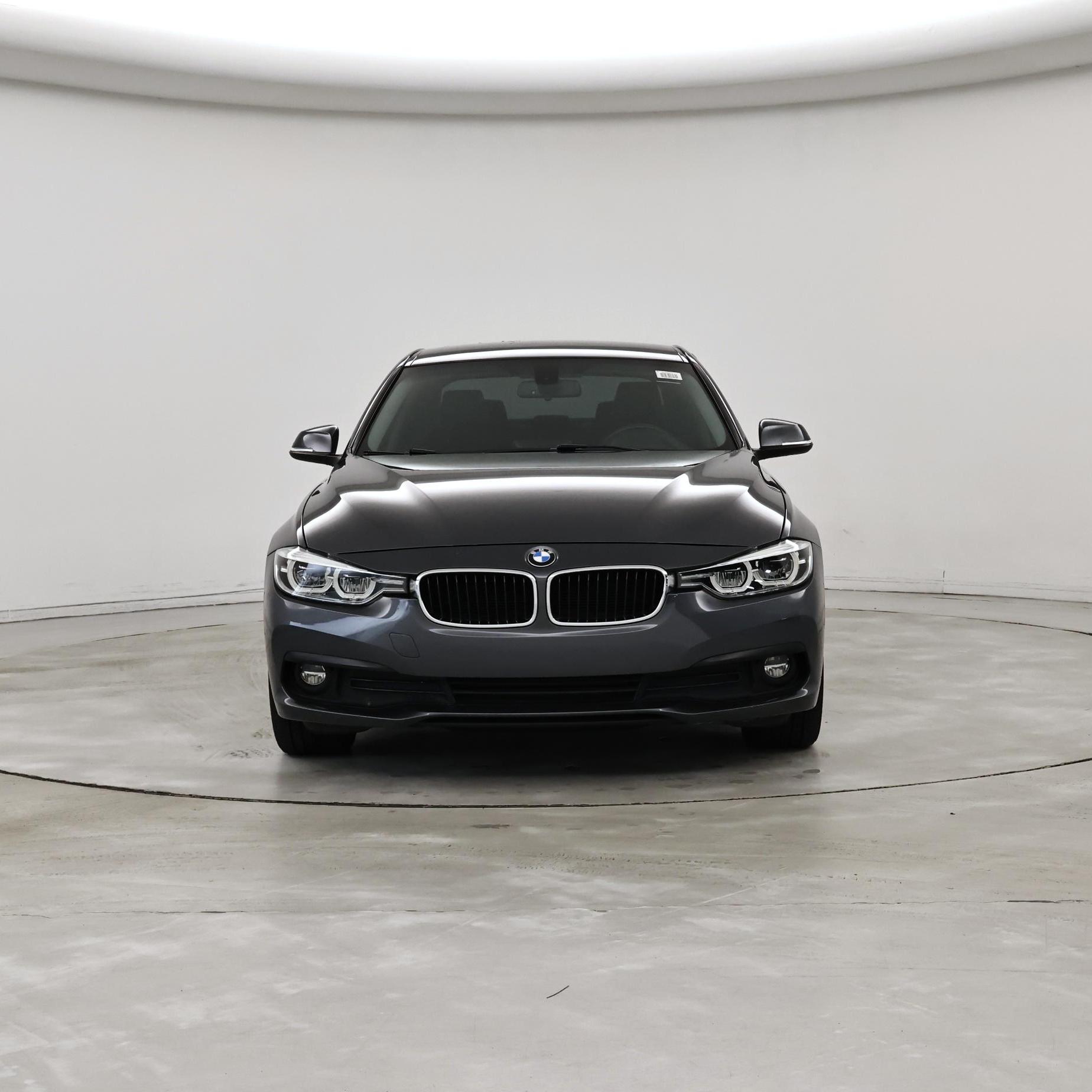 Thumbnail: 2018 BMW 3 Series - 5