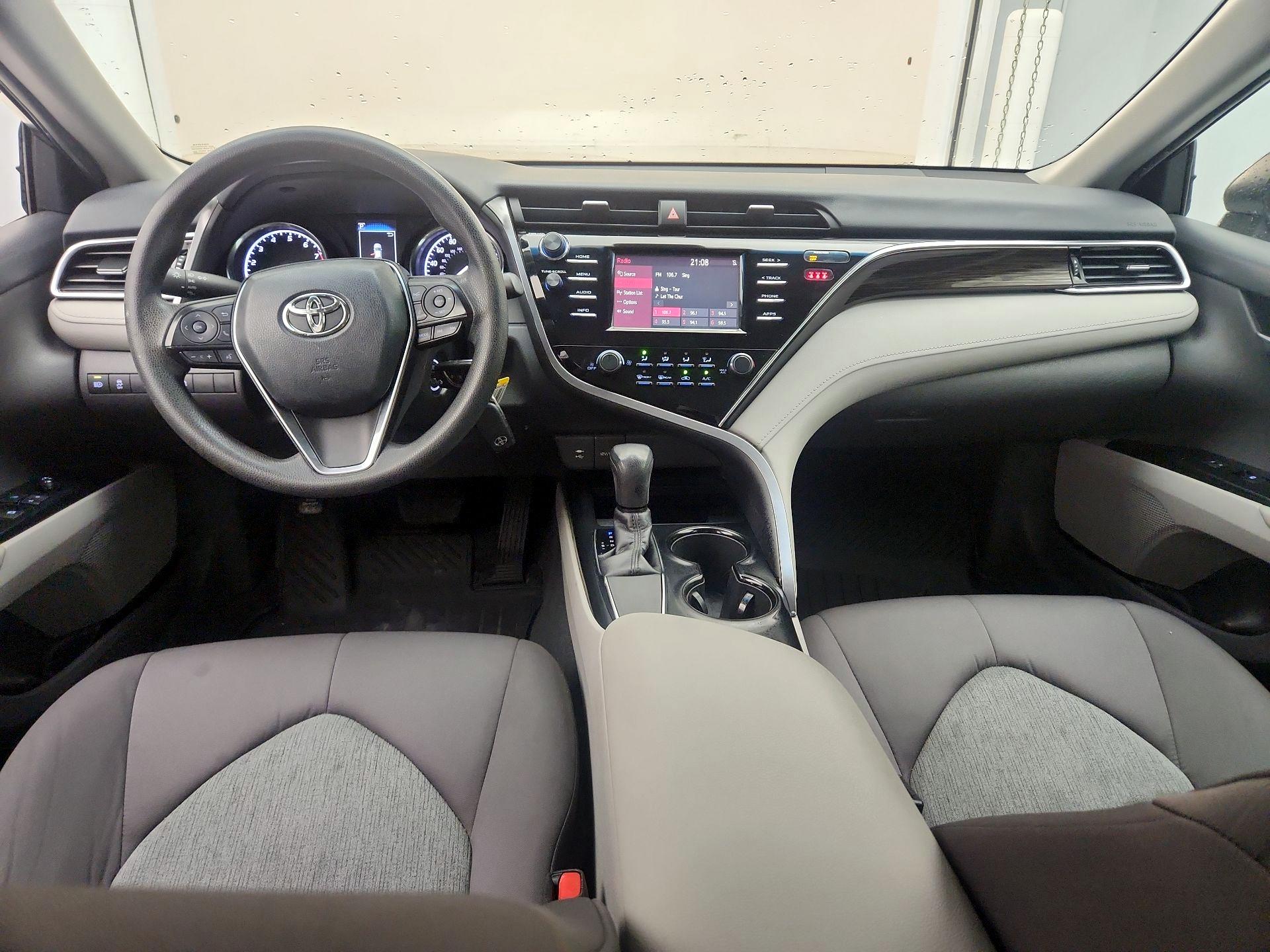 Thumbnail: 2018 Toyota Camry - 9