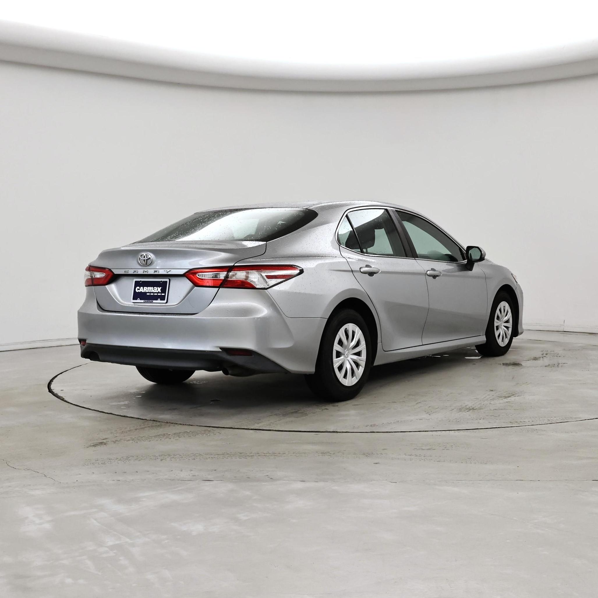 Thumbnail: 2018 Toyota Camry - 8
