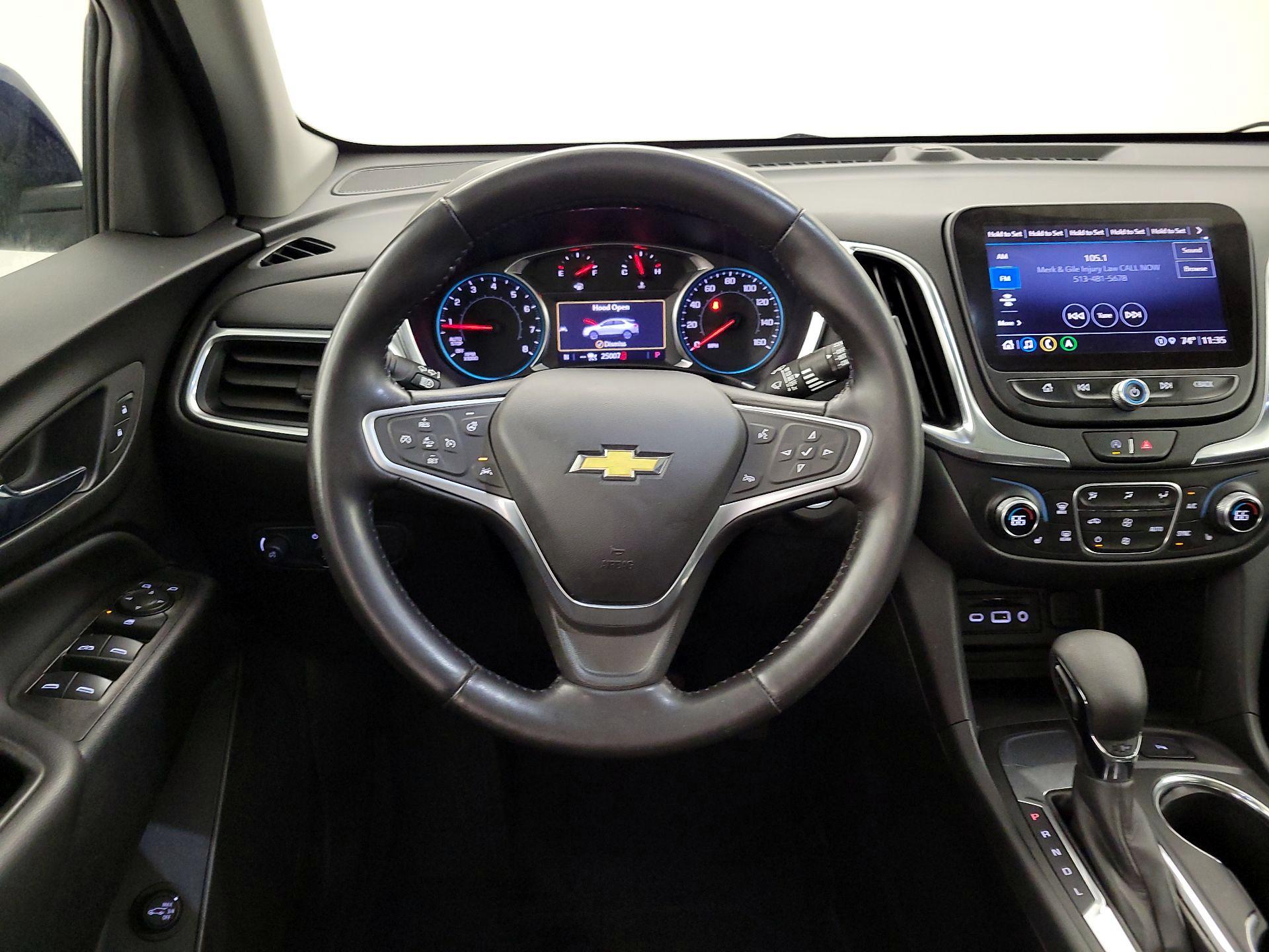 Thumbnail: 2022 Chevrolet Equinox - 10