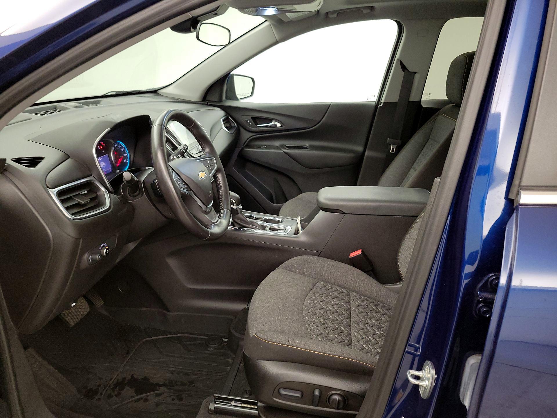 Thumbnail: 2022 Chevrolet Equinox - 11