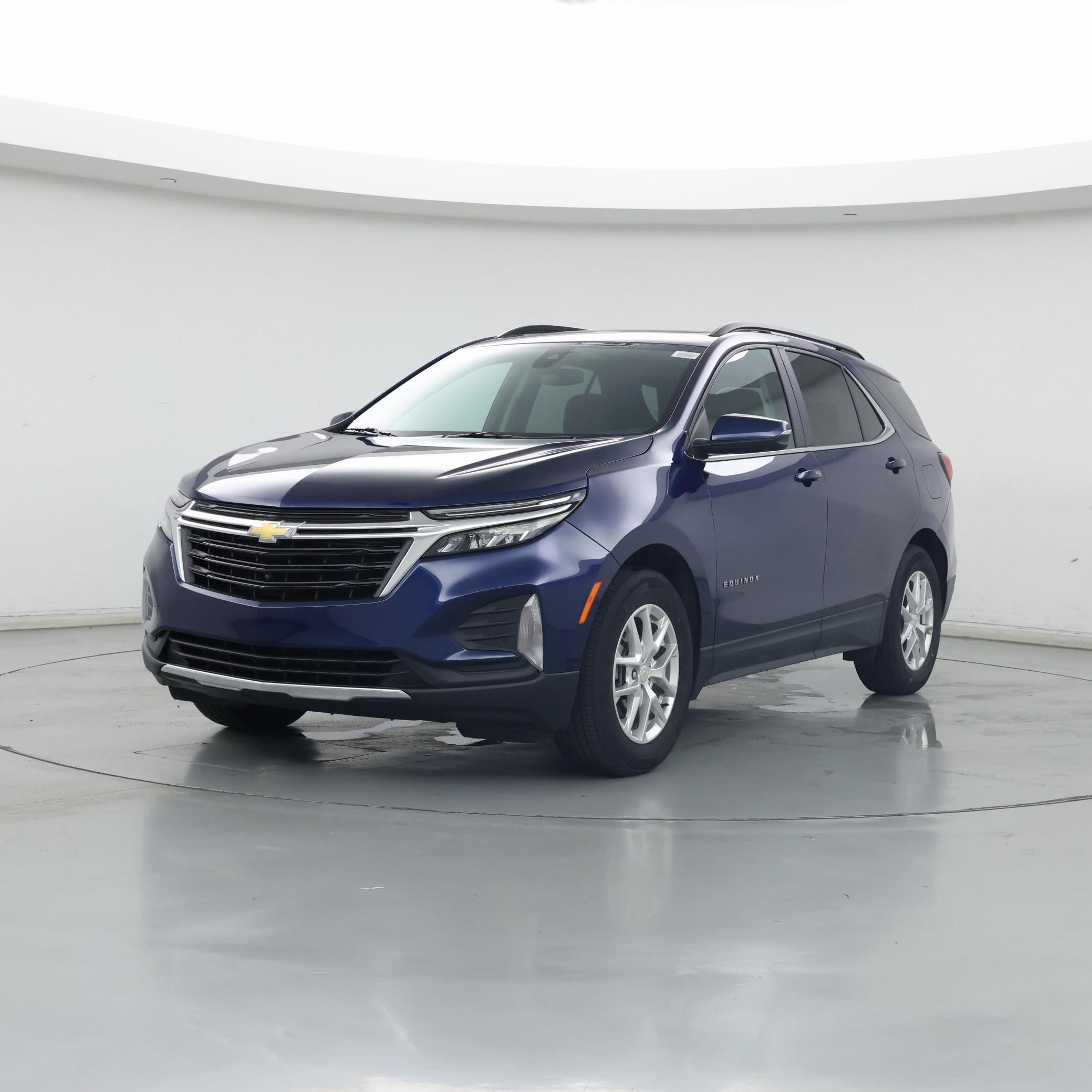 Thumbnail: 2022 Chevrolet Equinox - 4
