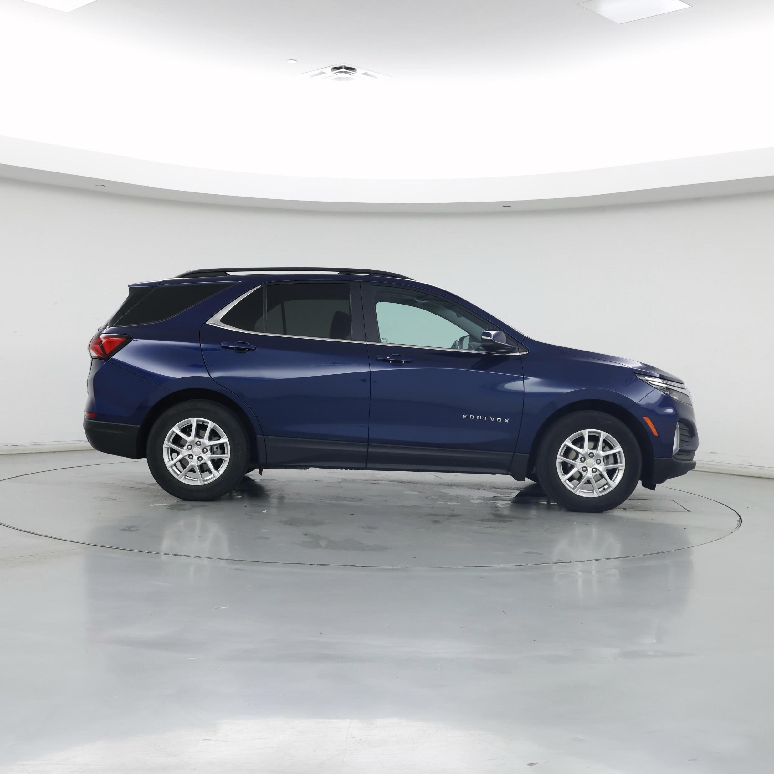 Thumbnail: 2022 Chevrolet Equinox - 7