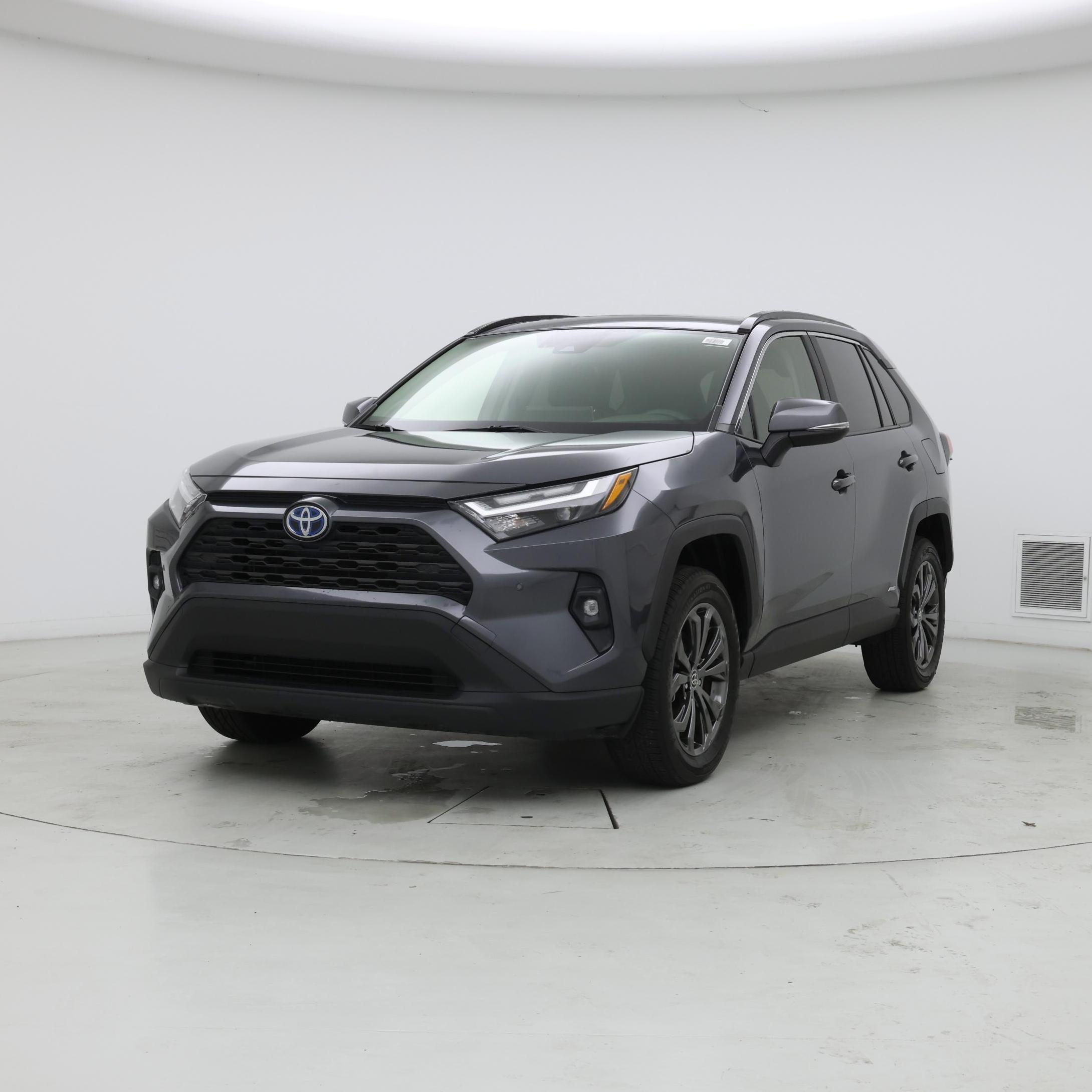 Thumbnail: 2022 Toyota RAV4 - 4
