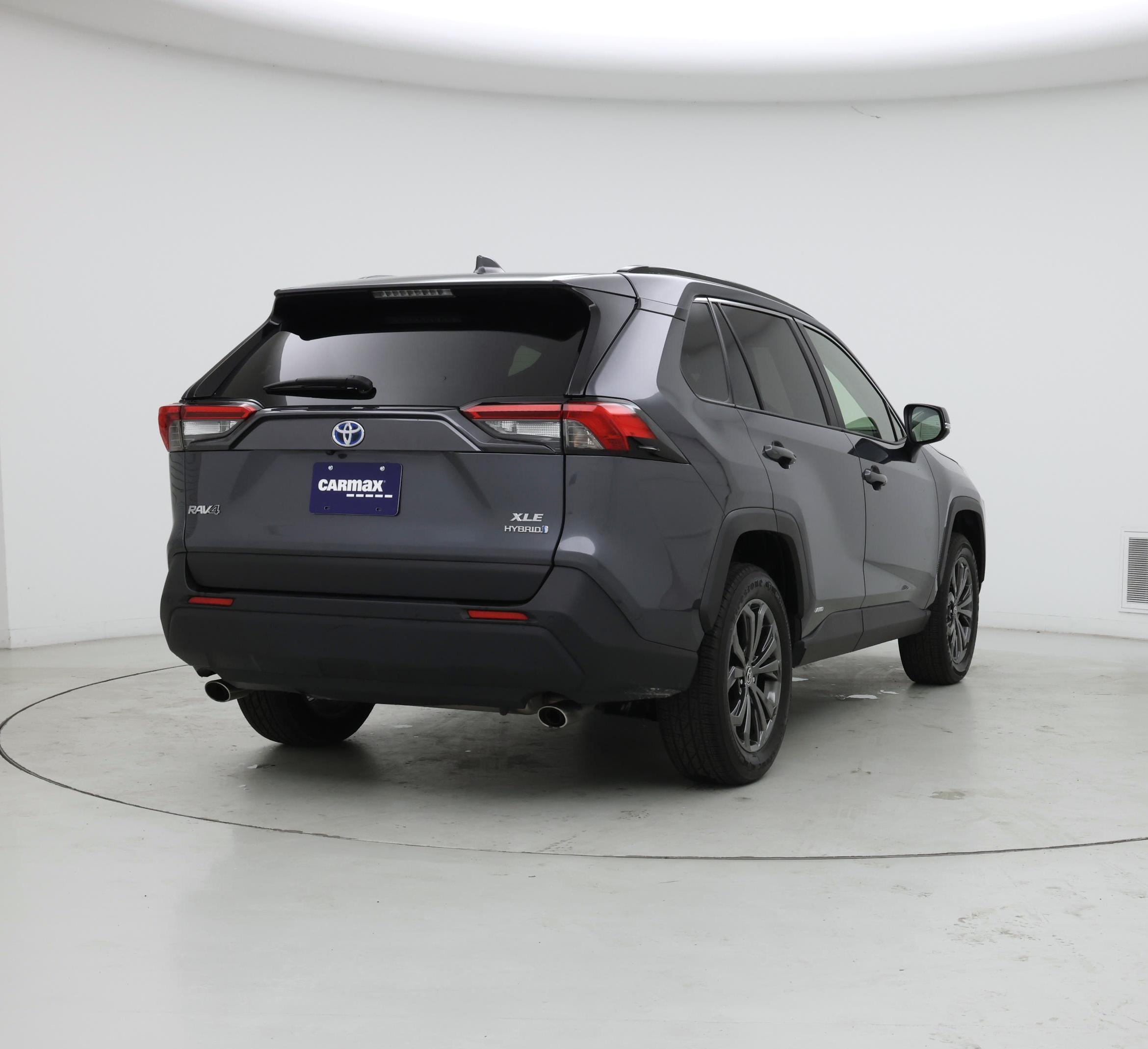 Thumbnail: 2022 Toyota RAV4 - 8