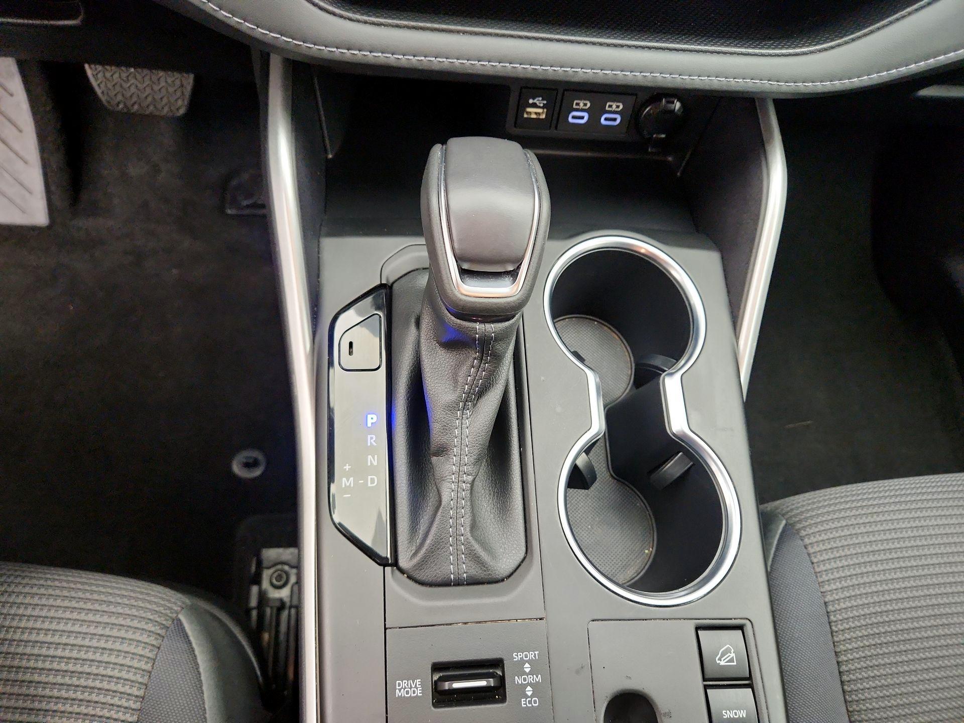 Thumbnail: 2024 Toyota Highlander - 18