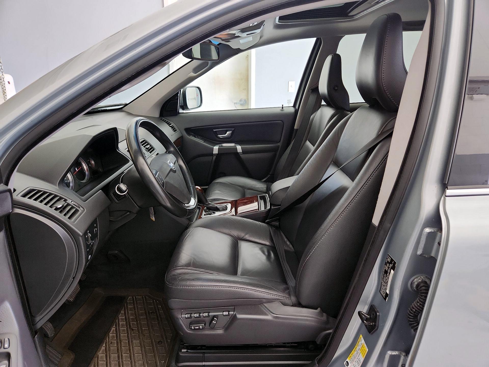 Thumbnail: 2014 Volvo XC90 - 11