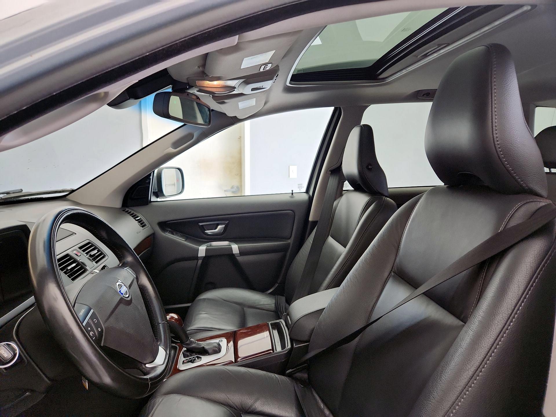 Thumbnail: 2014 Volvo XC90 - 17