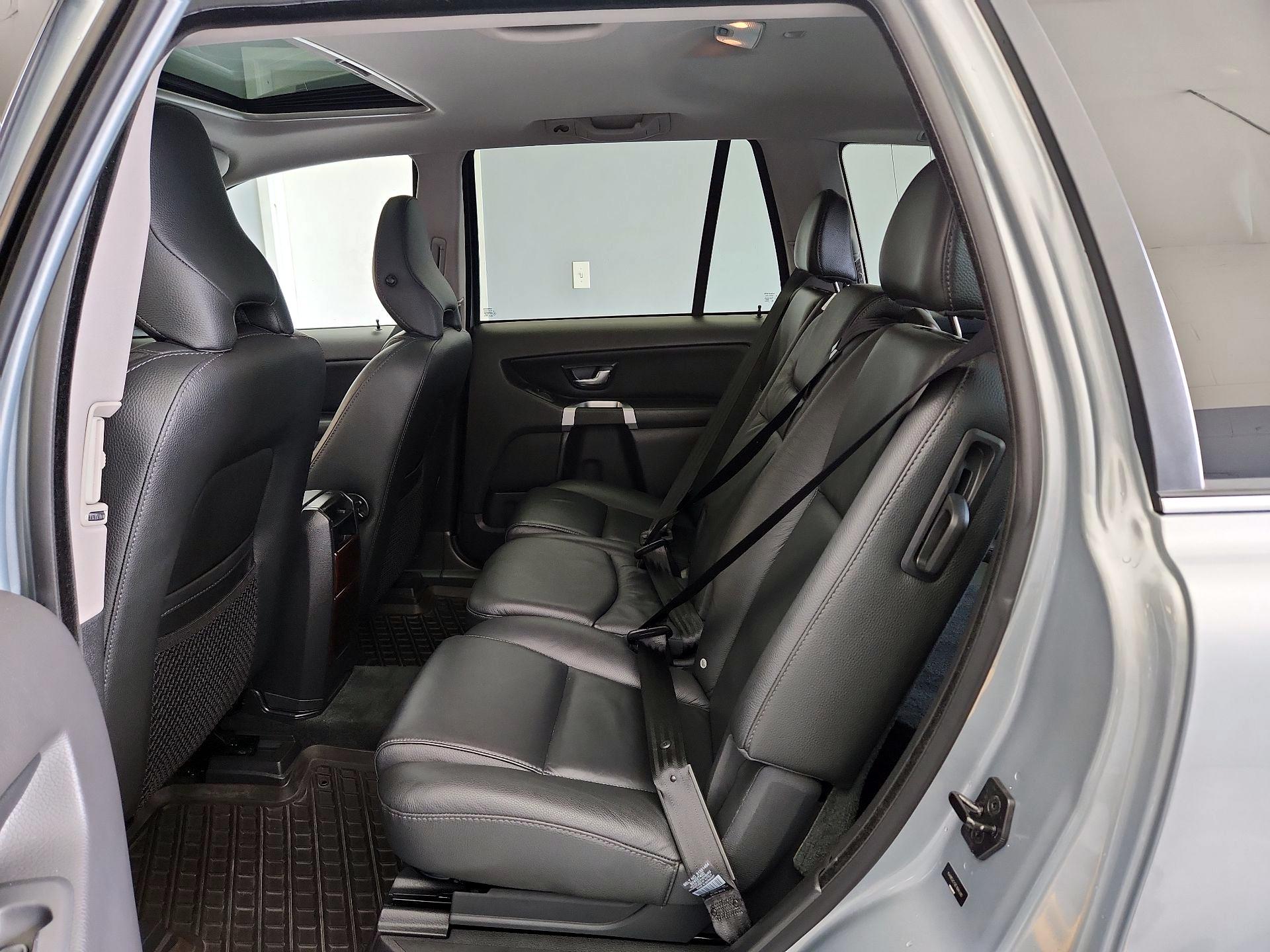Thumbnail: 2014 Volvo XC90 - 18
