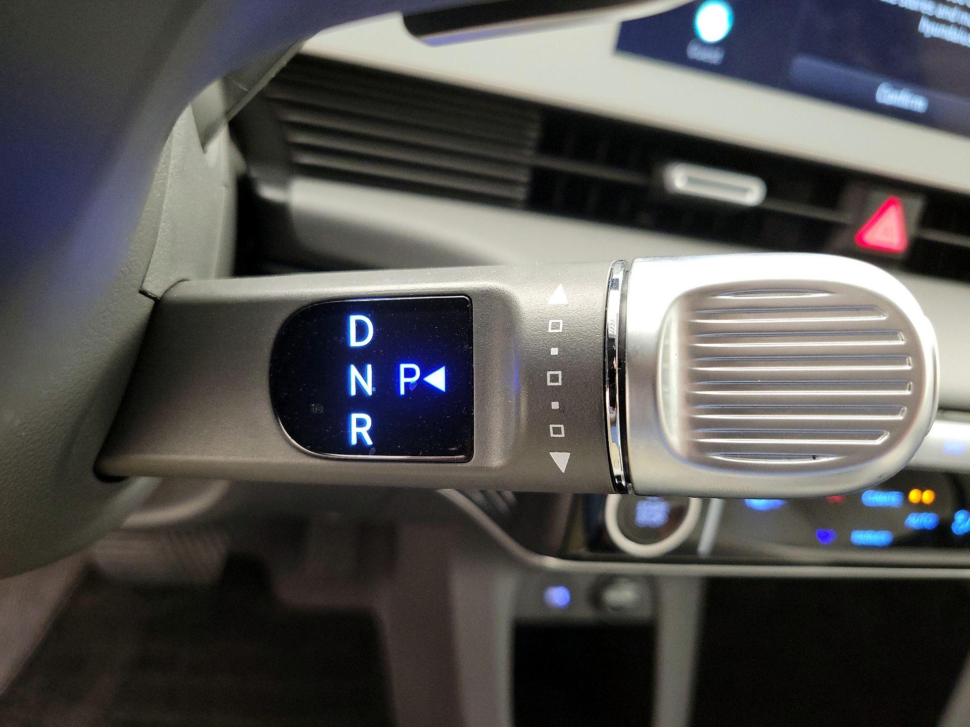 Thumbnail: 2023 Hyundai Ioniq 5 - 18