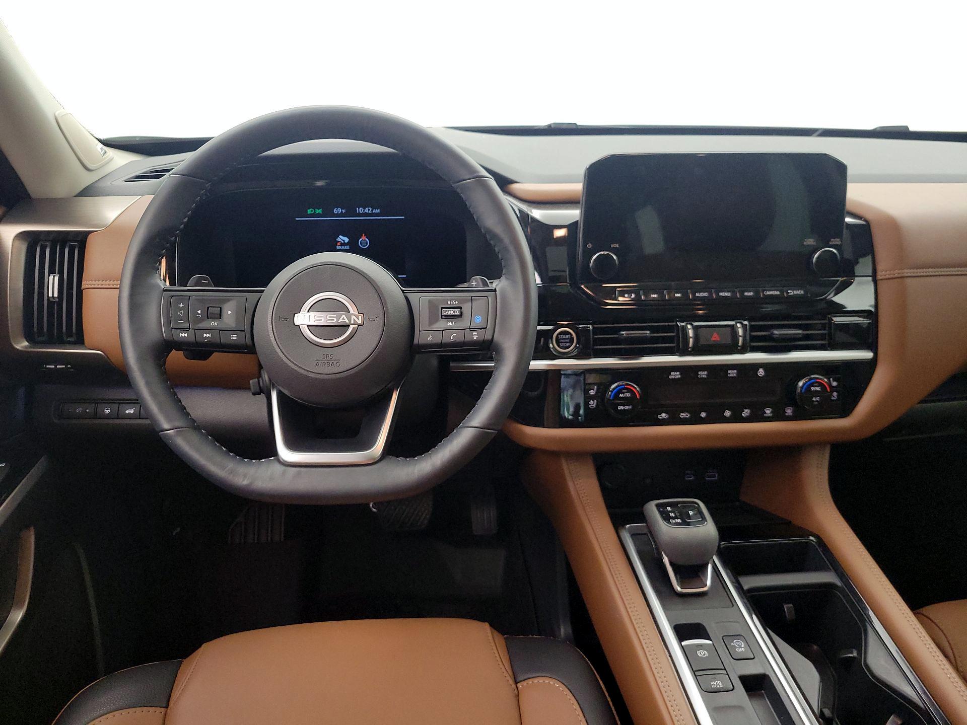 Thumbnail: 2024 Nissan Pathfinder - 10