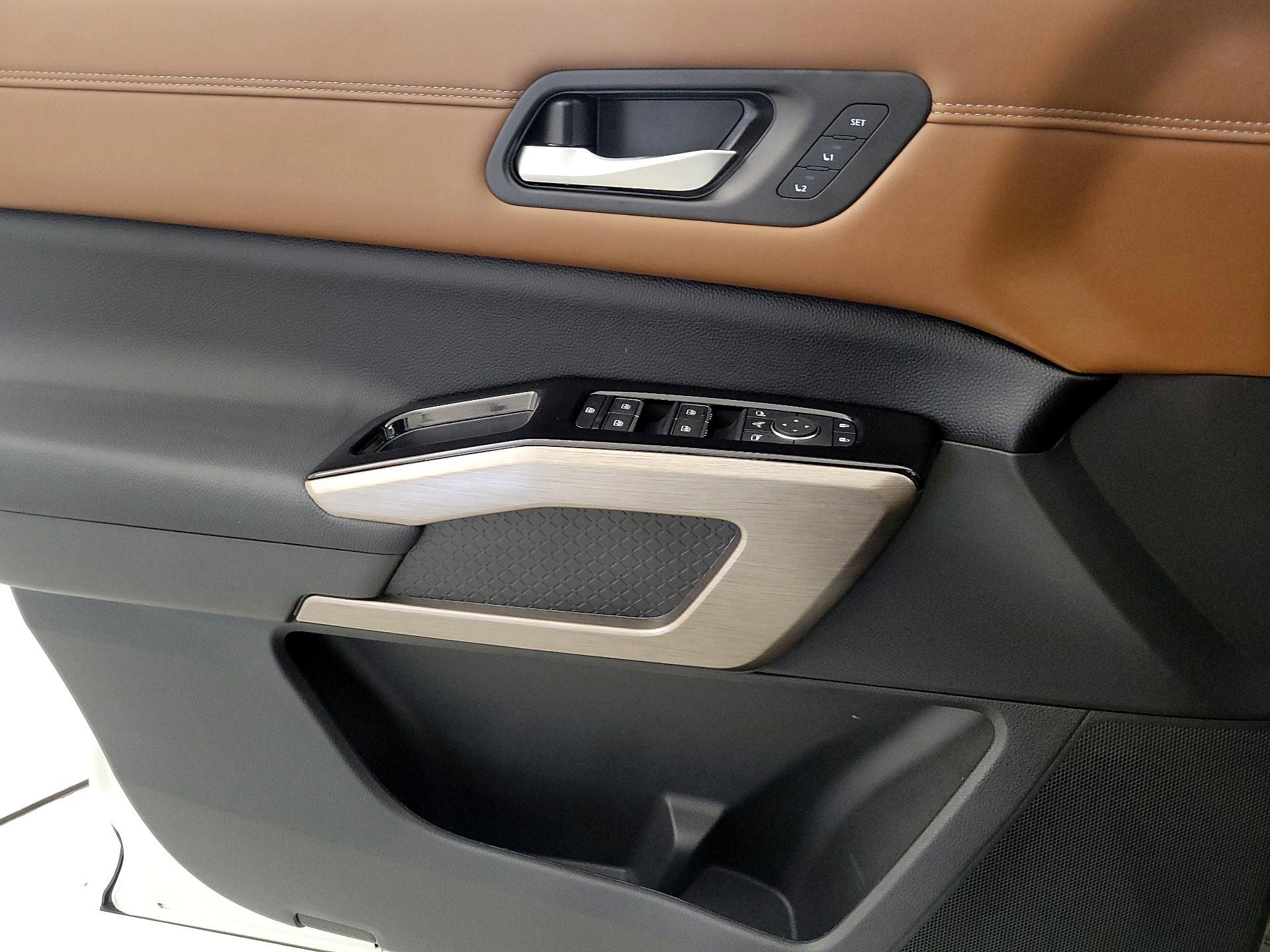 Thumbnail: 2024 Nissan Pathfinder - 12
