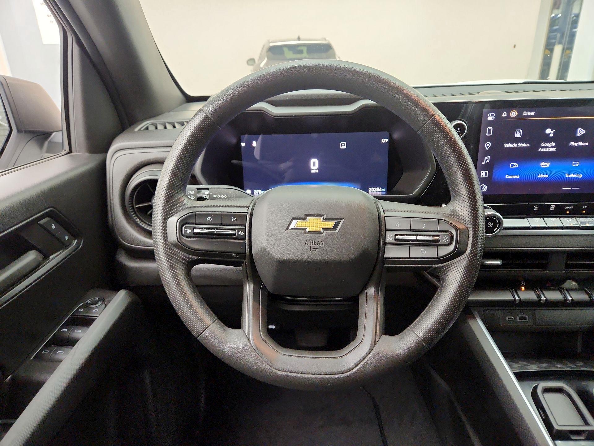 Thumbnail: 2024 Chevrolet Colorado - 10