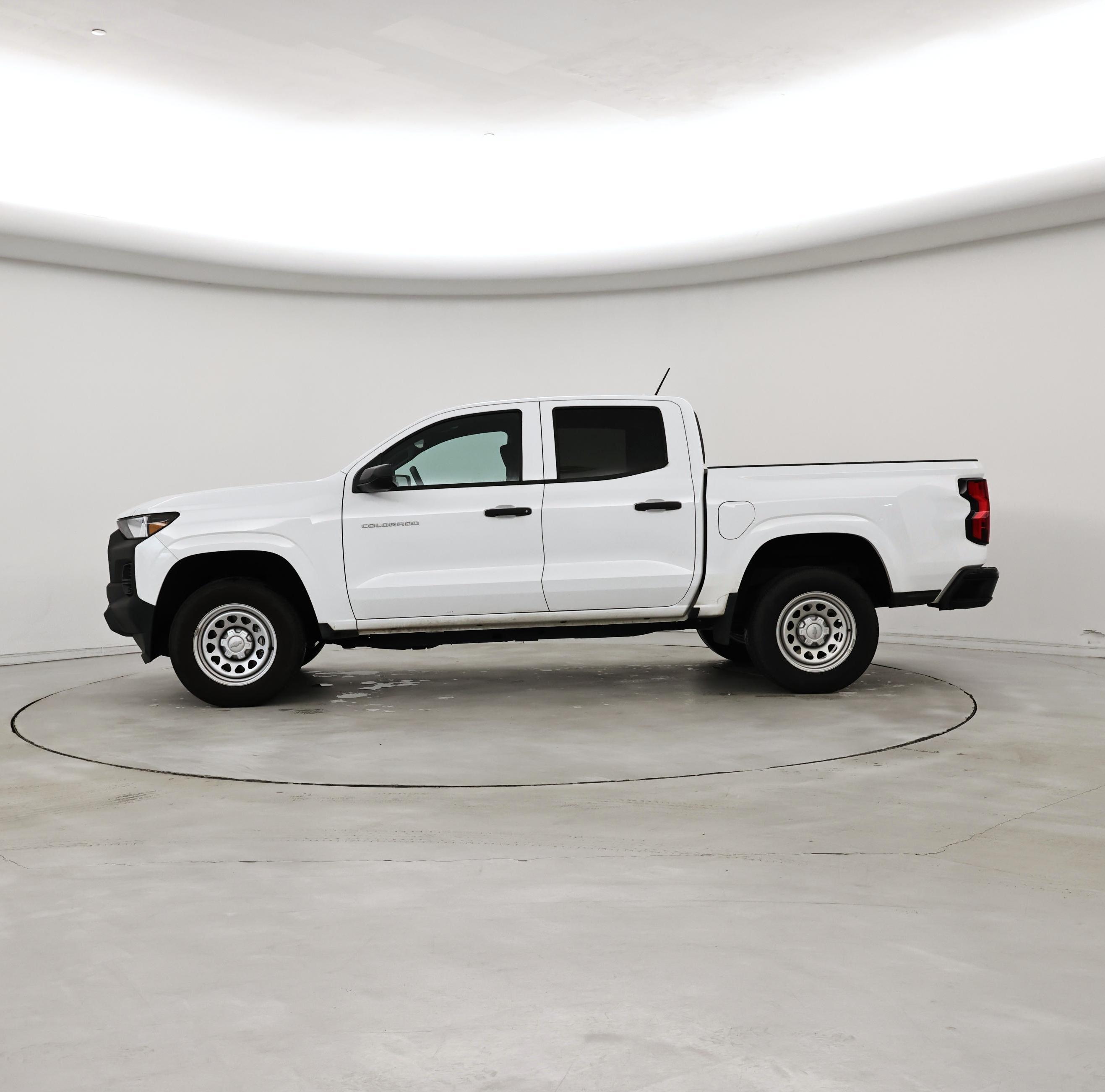 Thumbnail: 2024 Chevrolet Colorado - 3