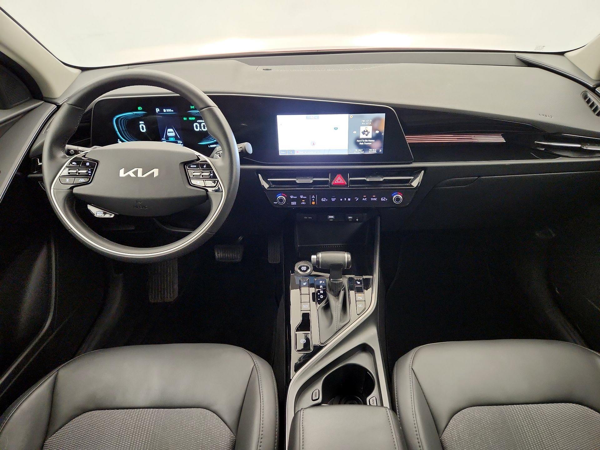 Thumbnail: 2023 Kia Niro - 9