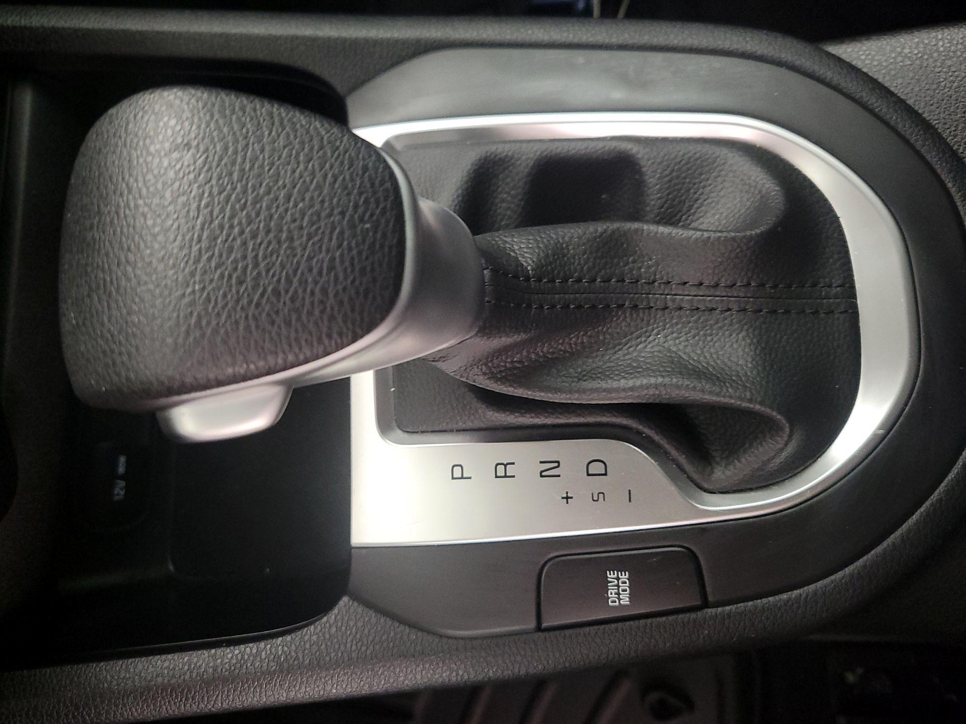Thumbnail: 2024 Kia Forte - 15