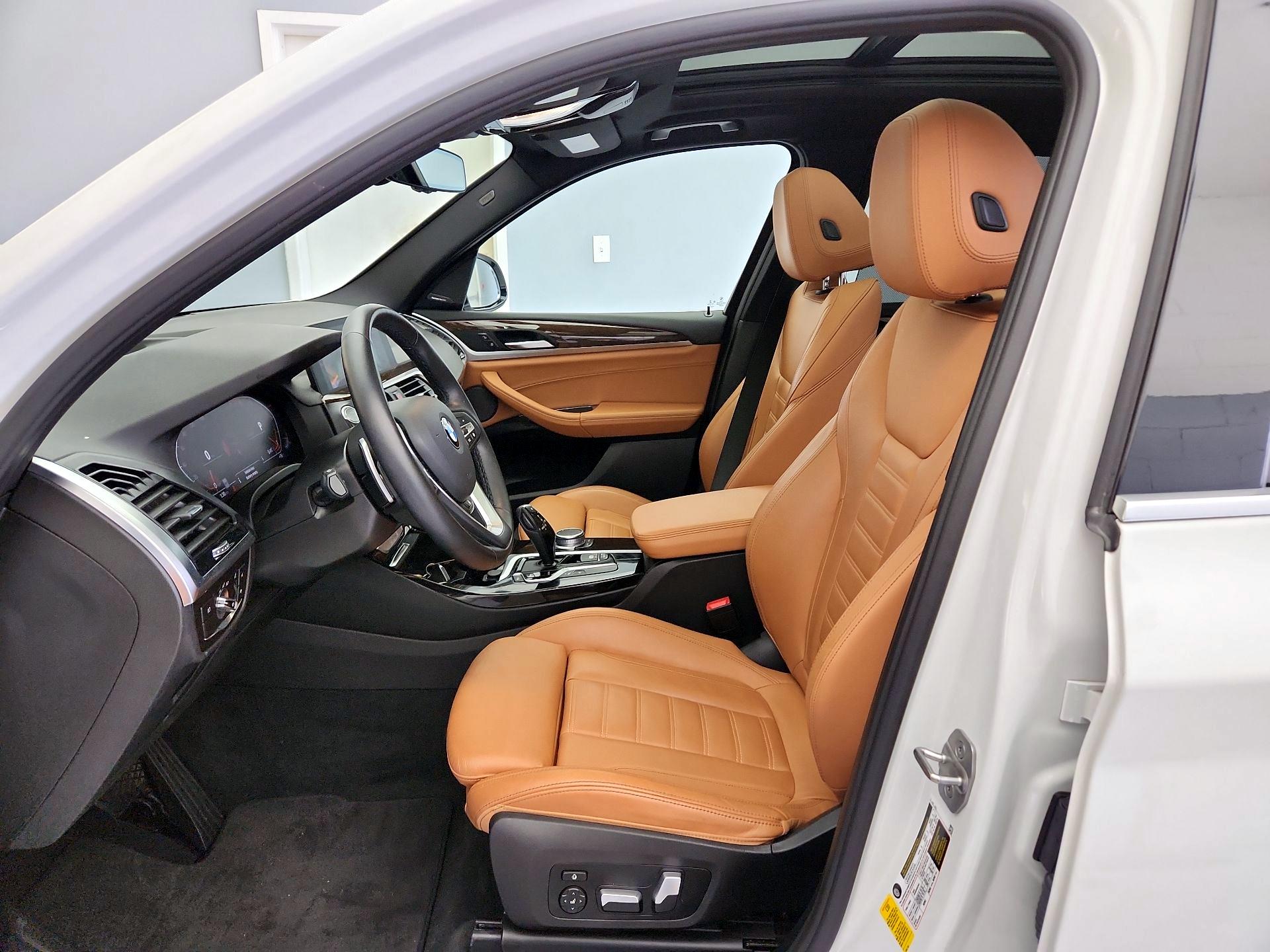 Thumbnail: 2021 BMW X3 - 11