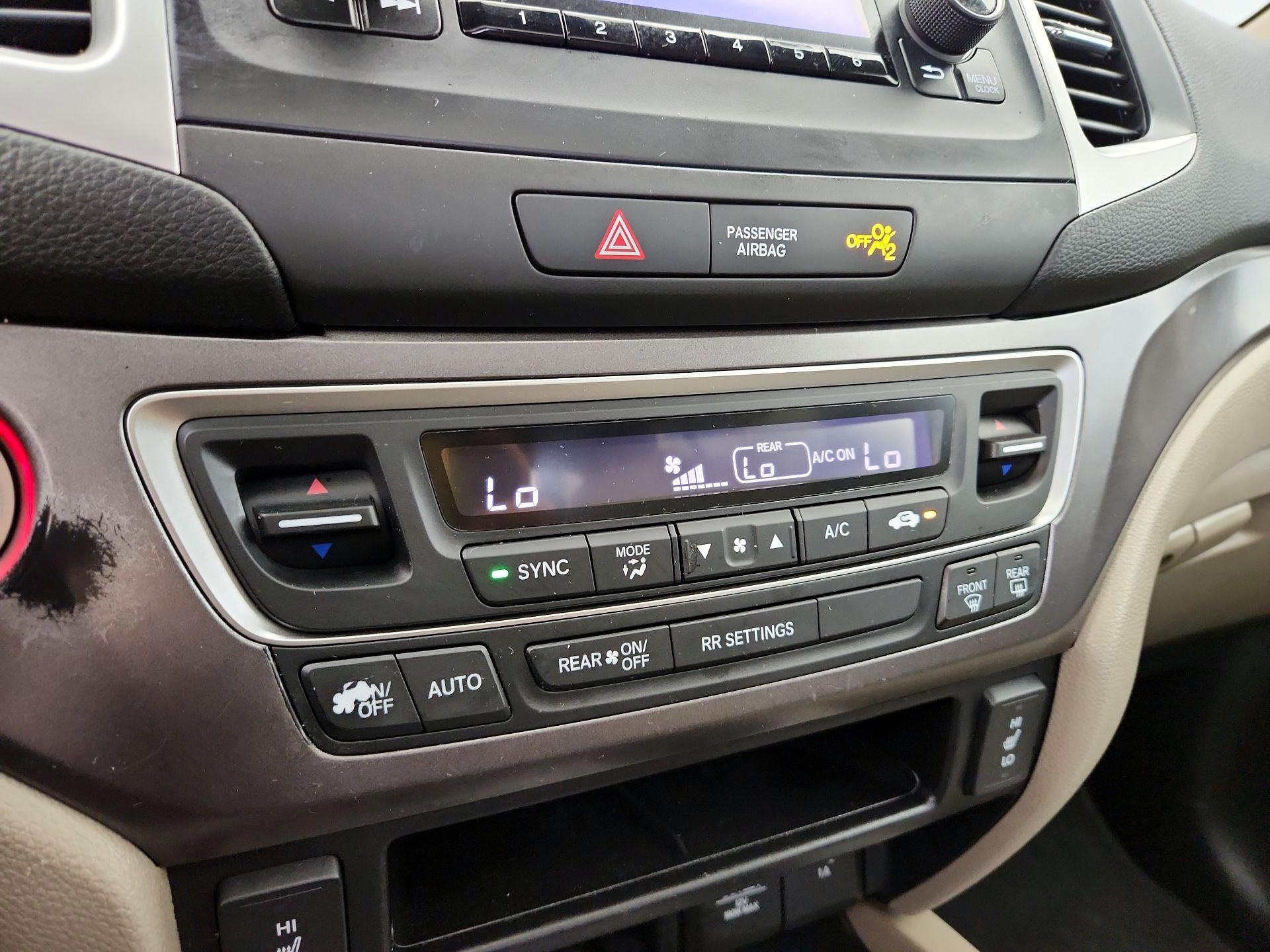 Thumbnail: 2019 Honda Ridgeline - 16