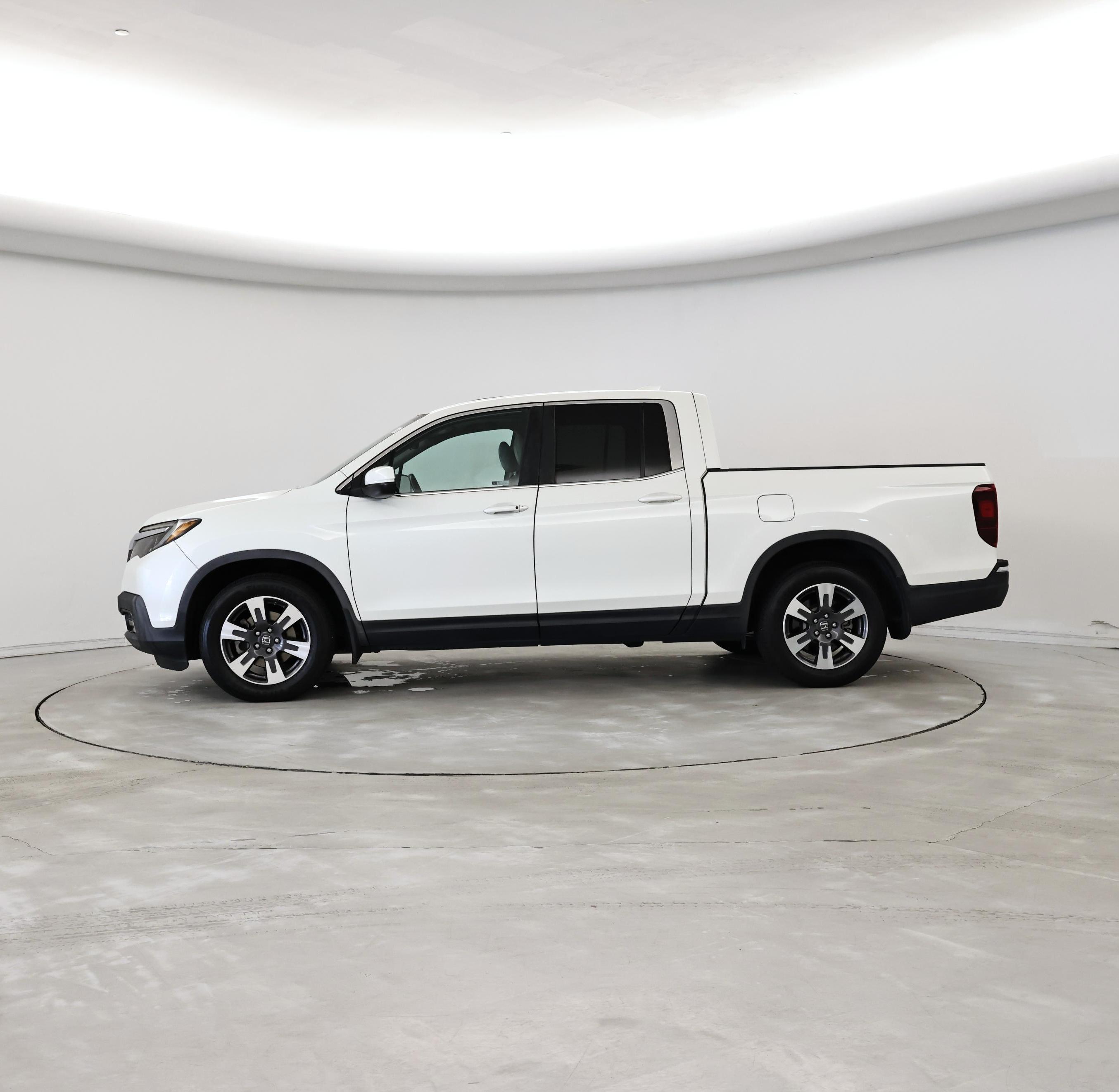 Thumbnail: 2019 Honda Ridgeline - 3