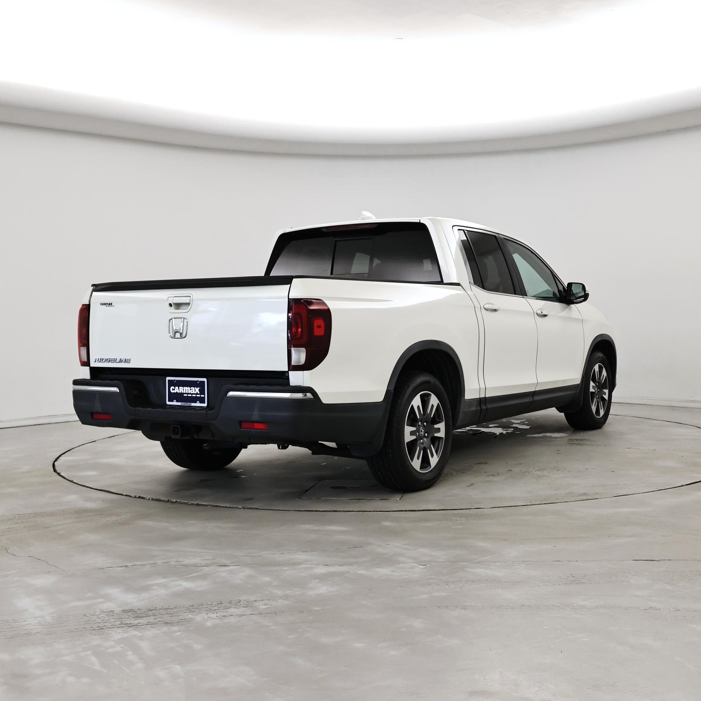 Thumbnail: 2019 Honda Ridgeline - 8