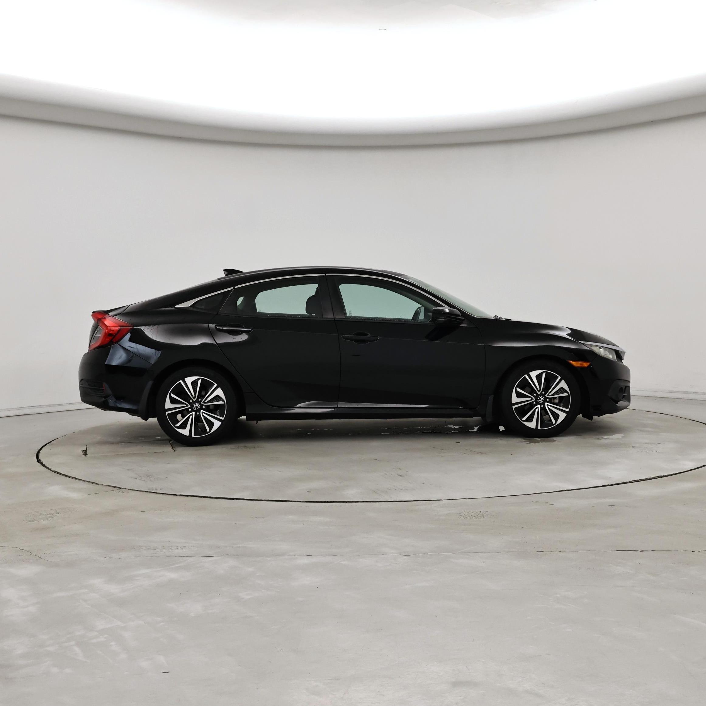 Thumbnail: 2016 Honda Civic - 7