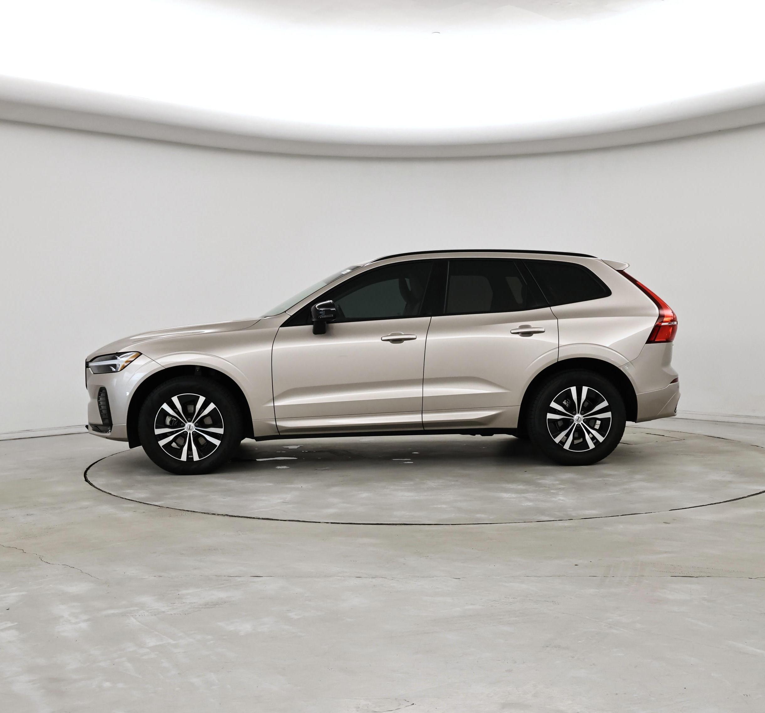Thumbnail: 2025 Volvo XC60 - 3