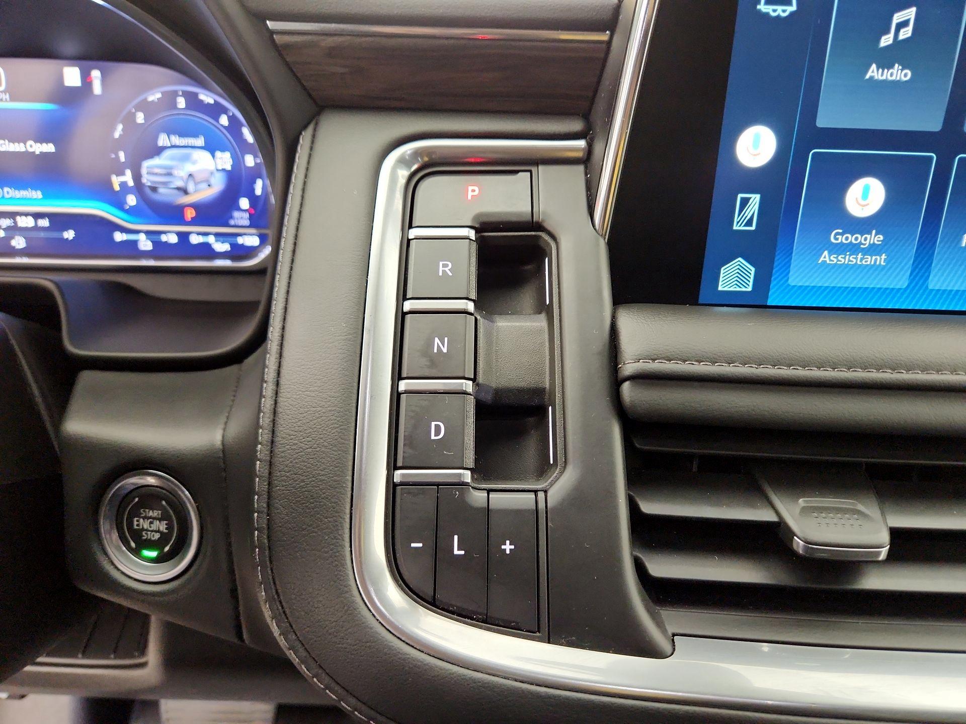 Thumbnail: 2022 Chevrolet Tahoe - 17