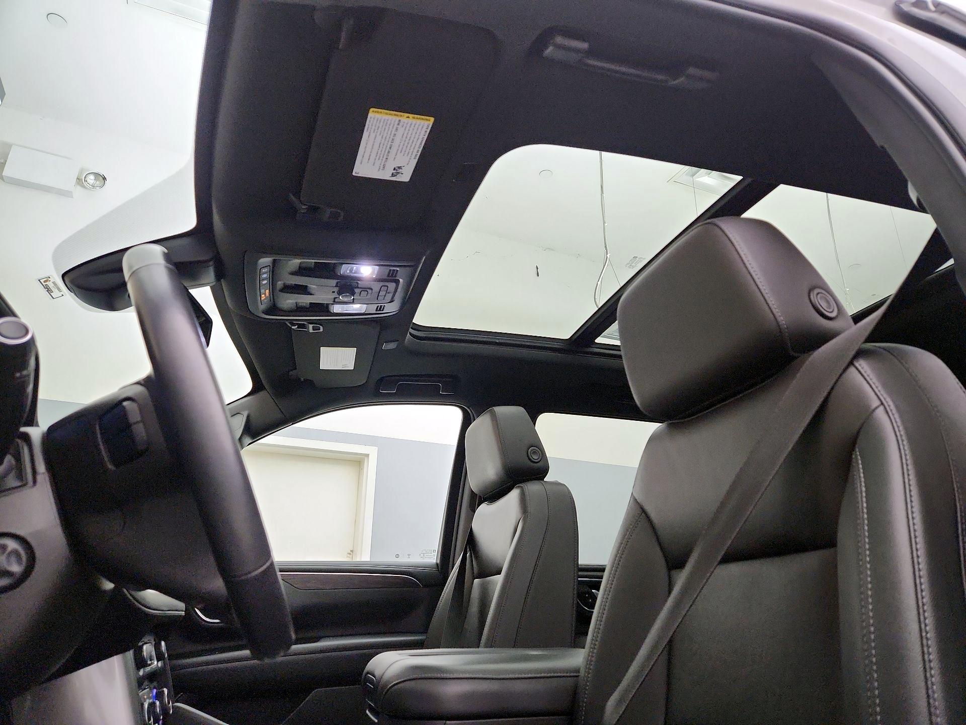 Thumbnail: 2022 Chevrolet Tahoe - 19