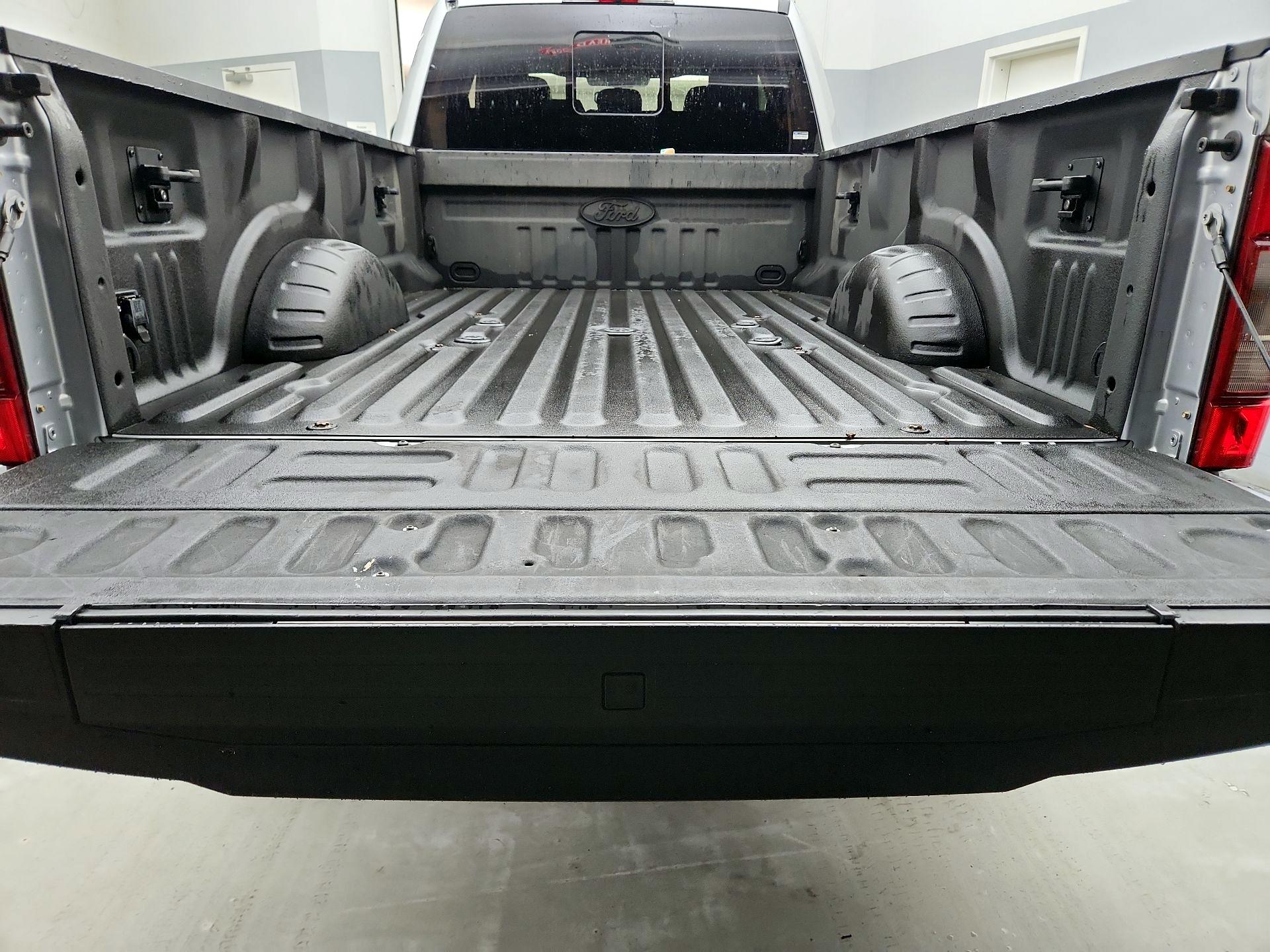 Thumbnail: 2021 Ford F-250 - 20