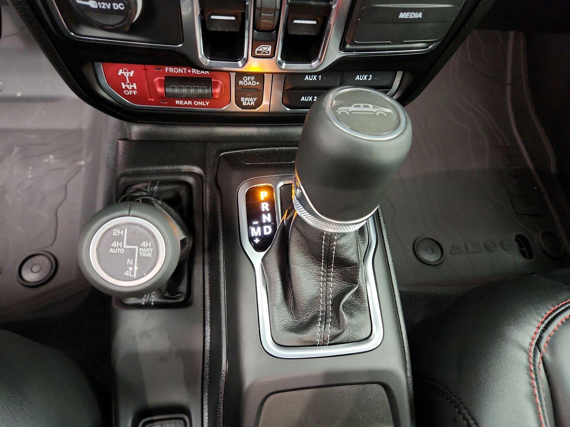 Thumbnail: 2025 Jeep Gladiator - 18