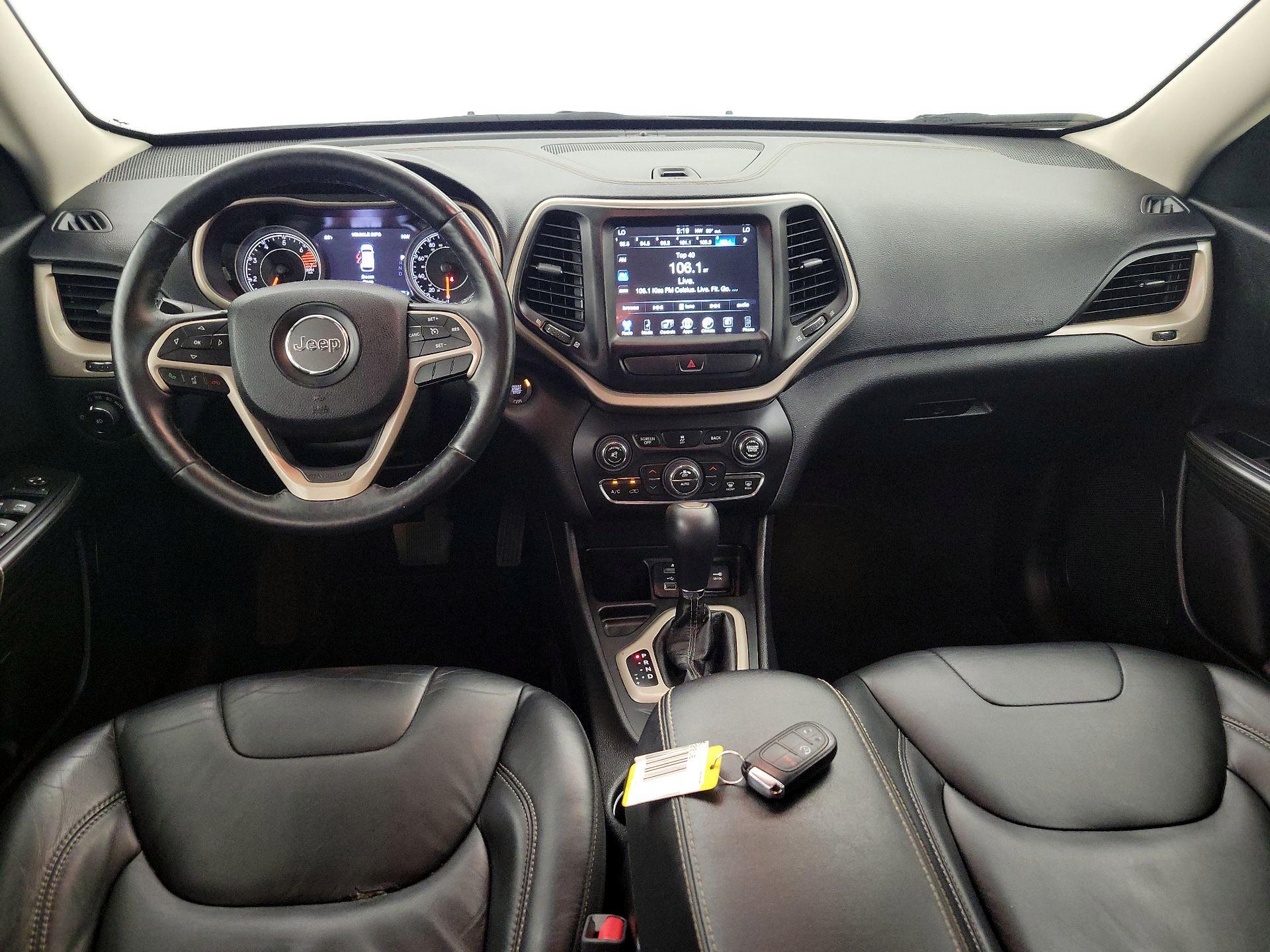 Thumbnail: 2017 Jeep Cherokee - 9