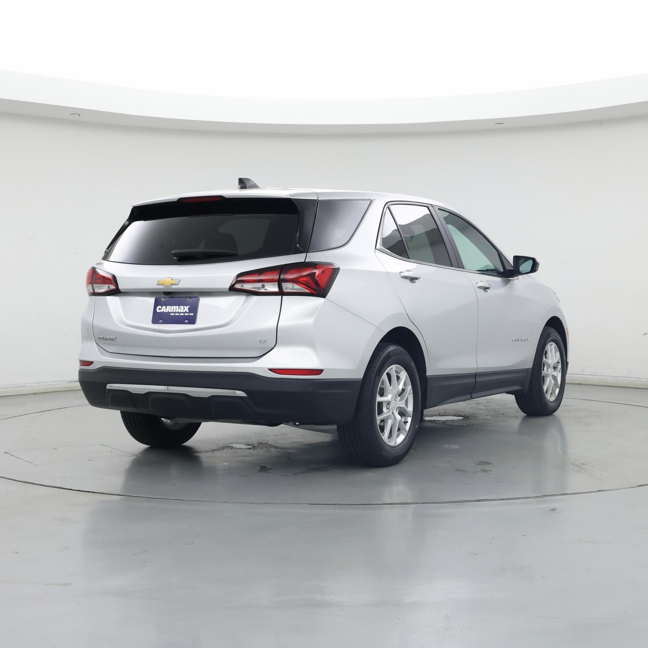 Thumbnail: 2022 Chevrolet Equinox - 8