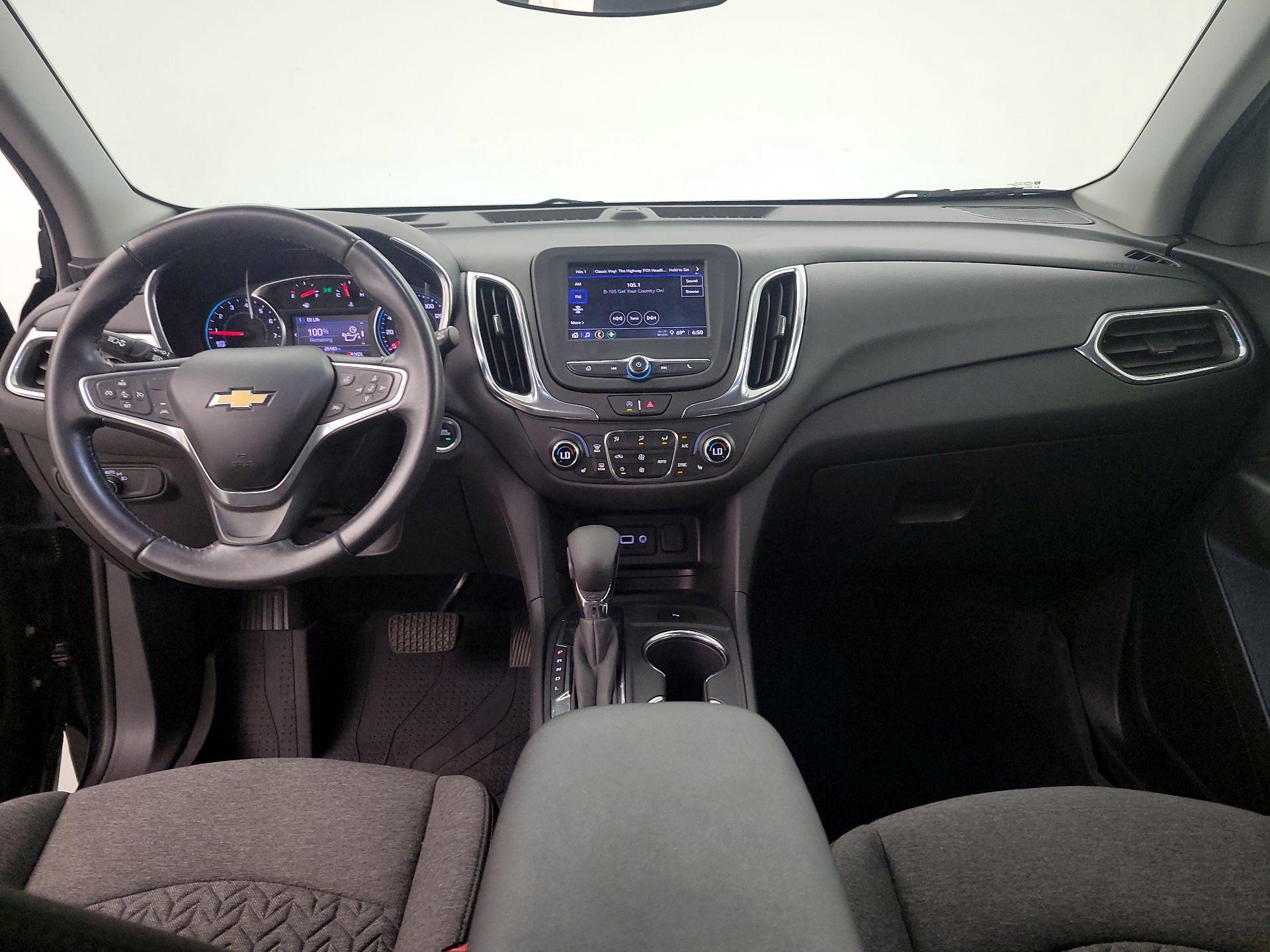 Thumbnail: 2022 Chevrolet Equinox - 9