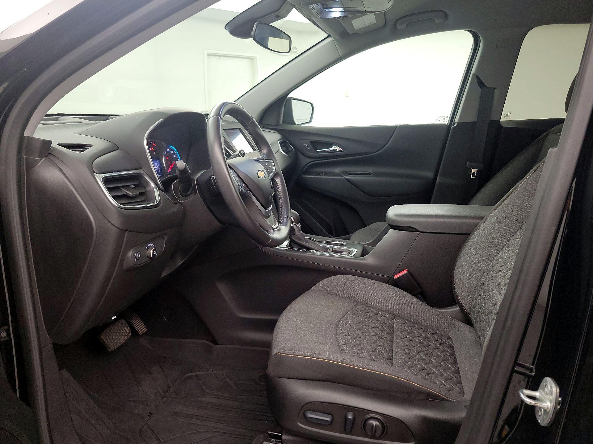 Thumbnail: 2022 Chevrolet Equinox - 11