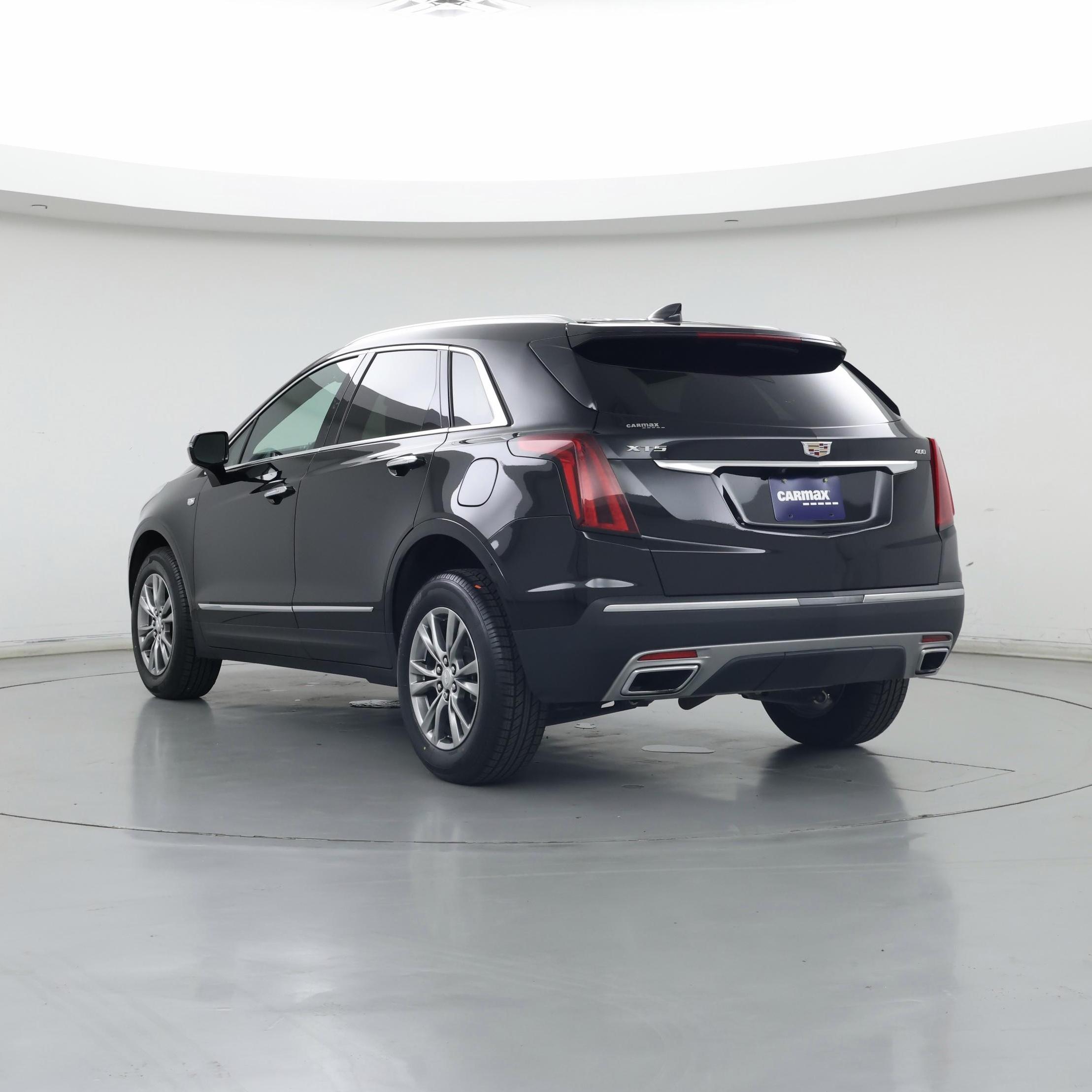 Thumbnail: 2023 Cadillac XT5 - 2