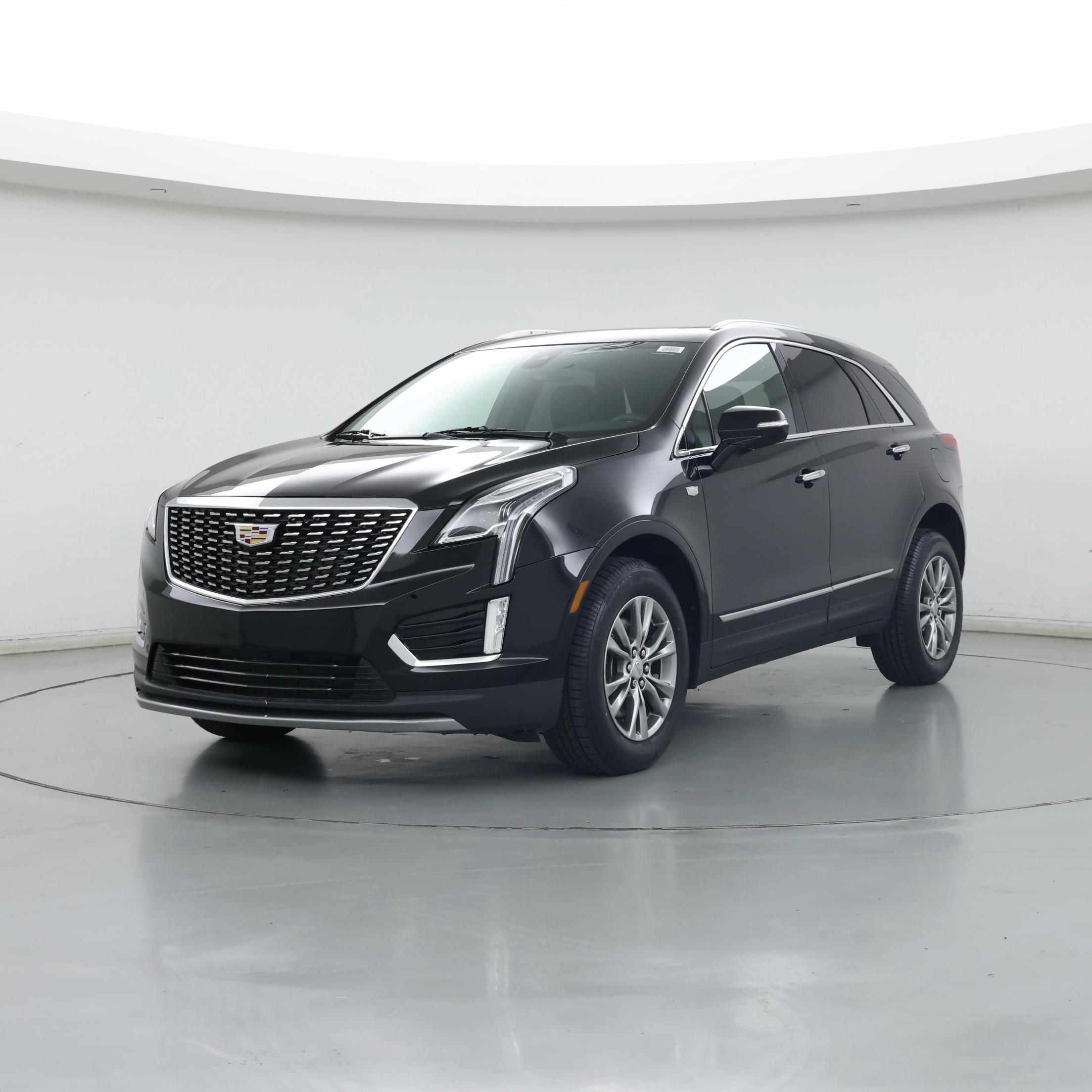 Thumbnail: 2023 Cadillac XT5 - 4