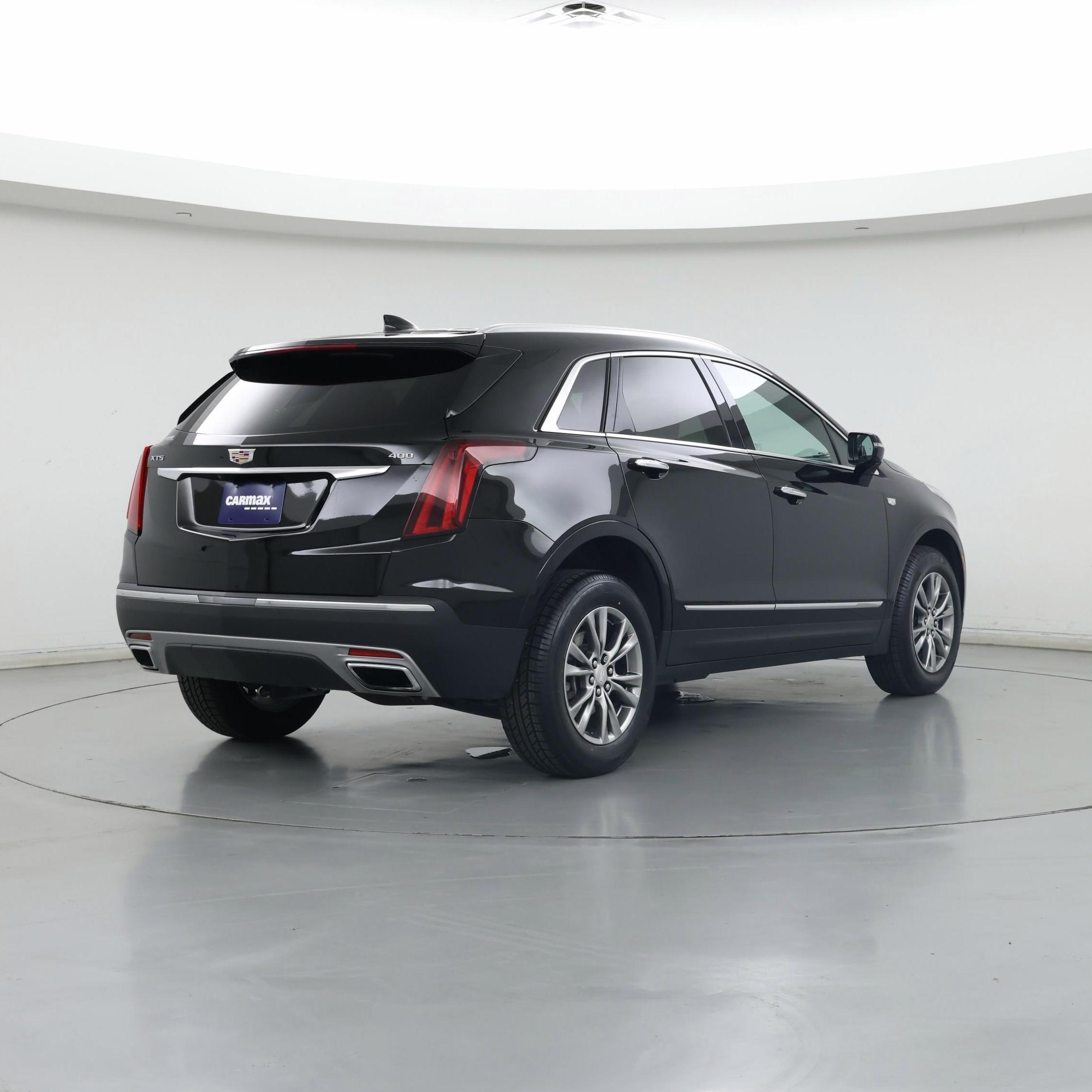 Thumbnail: 2023 Cadillac XT5 - 8