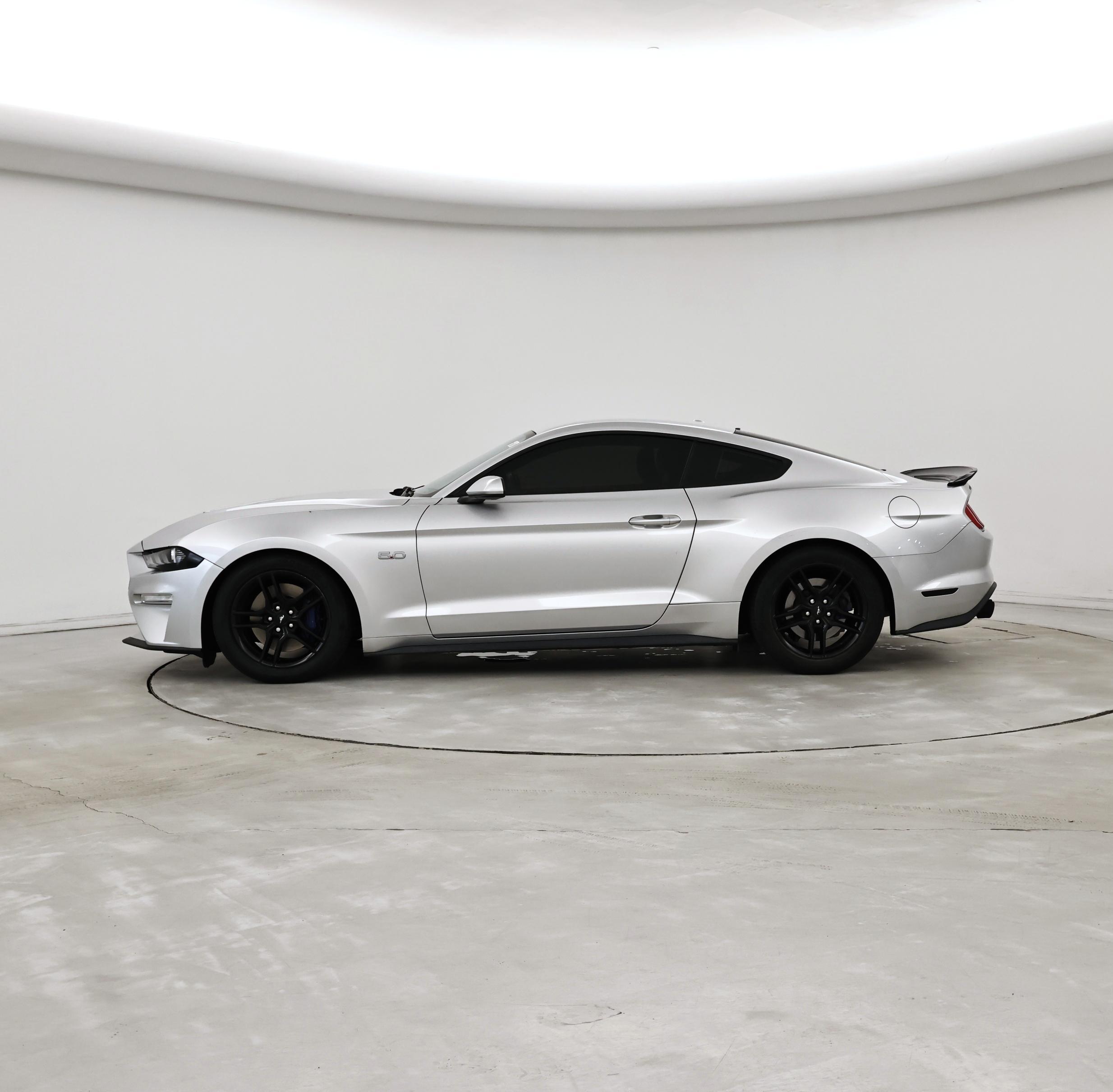 Thumbnail: 2019 Ford Mustang - 3