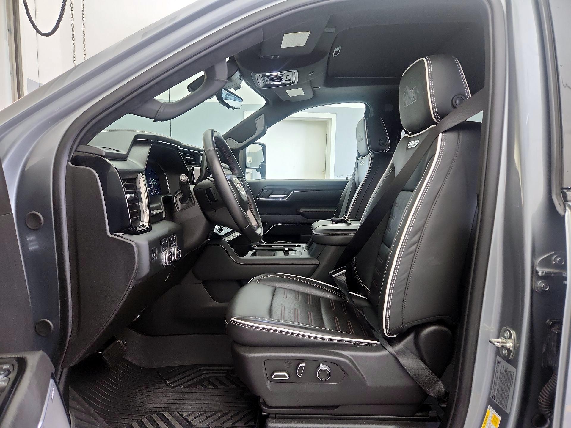 Thumbnail: 2024 GMC Sierra 2500 - 11