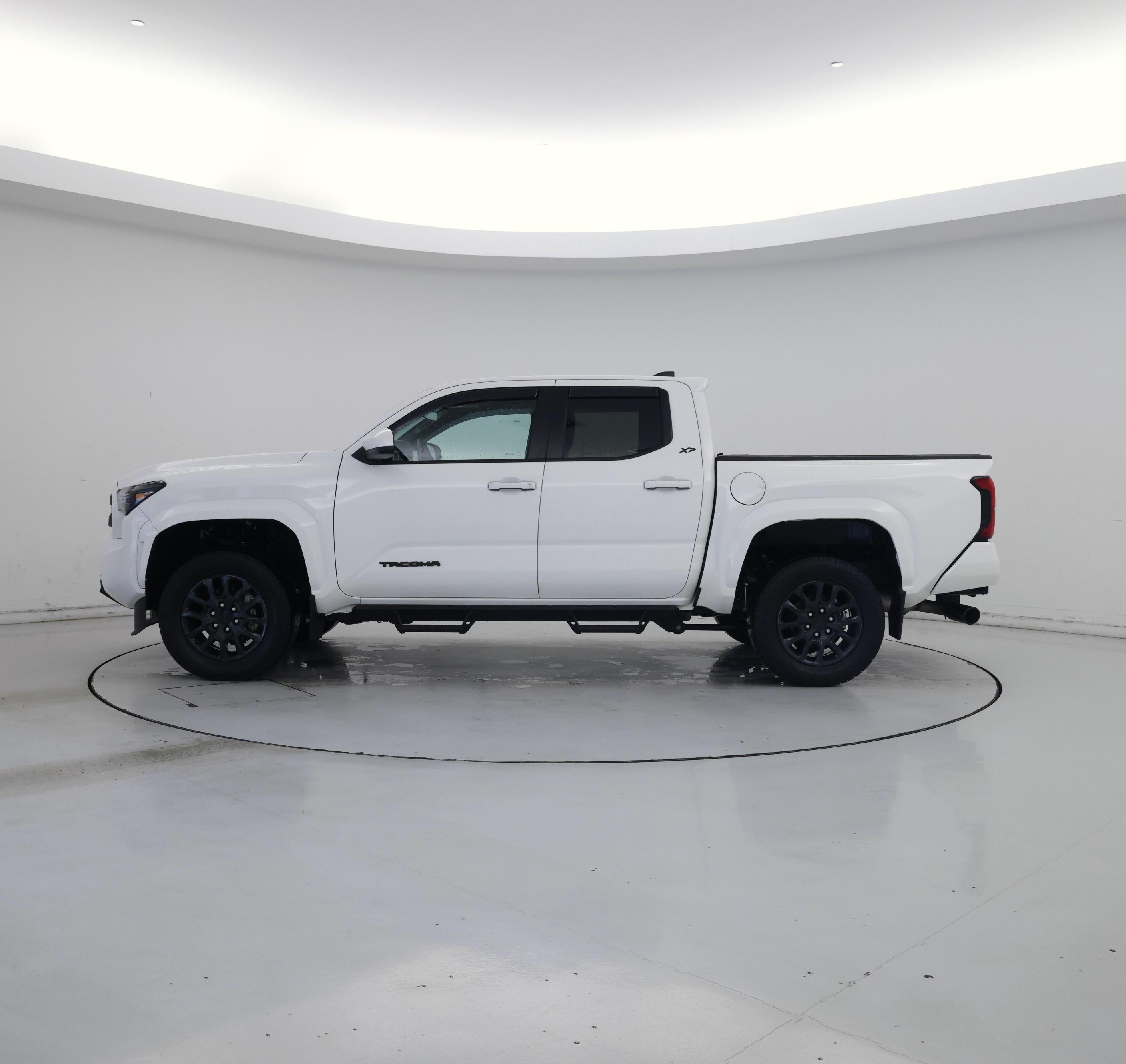 Thumbnail: 2024 Toyota Tacoma - 3