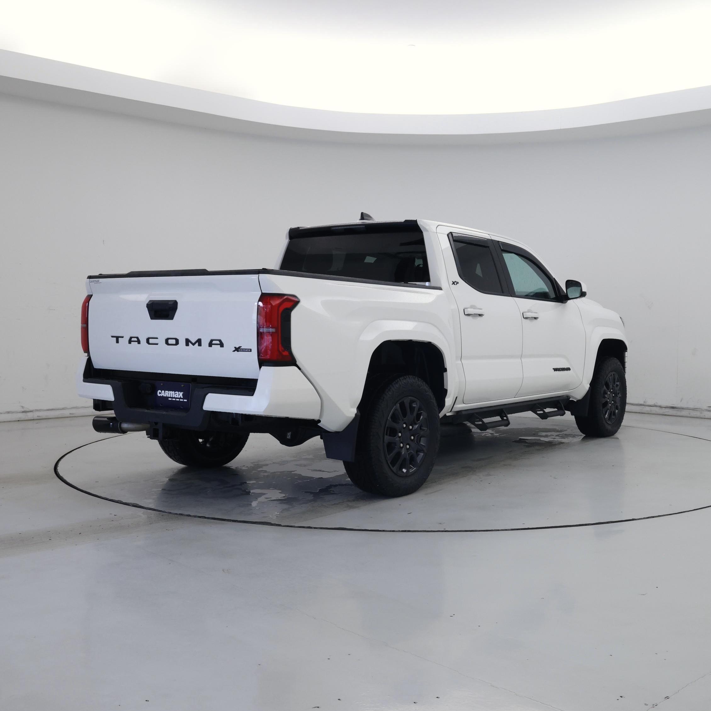 Thumbnail: 2024 Toyota Tacoma - 8
