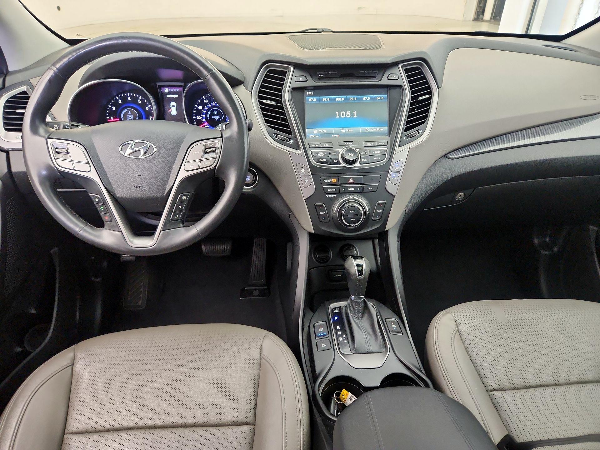 Thumbnail: 2015 Hyundai Santa Fe - 9