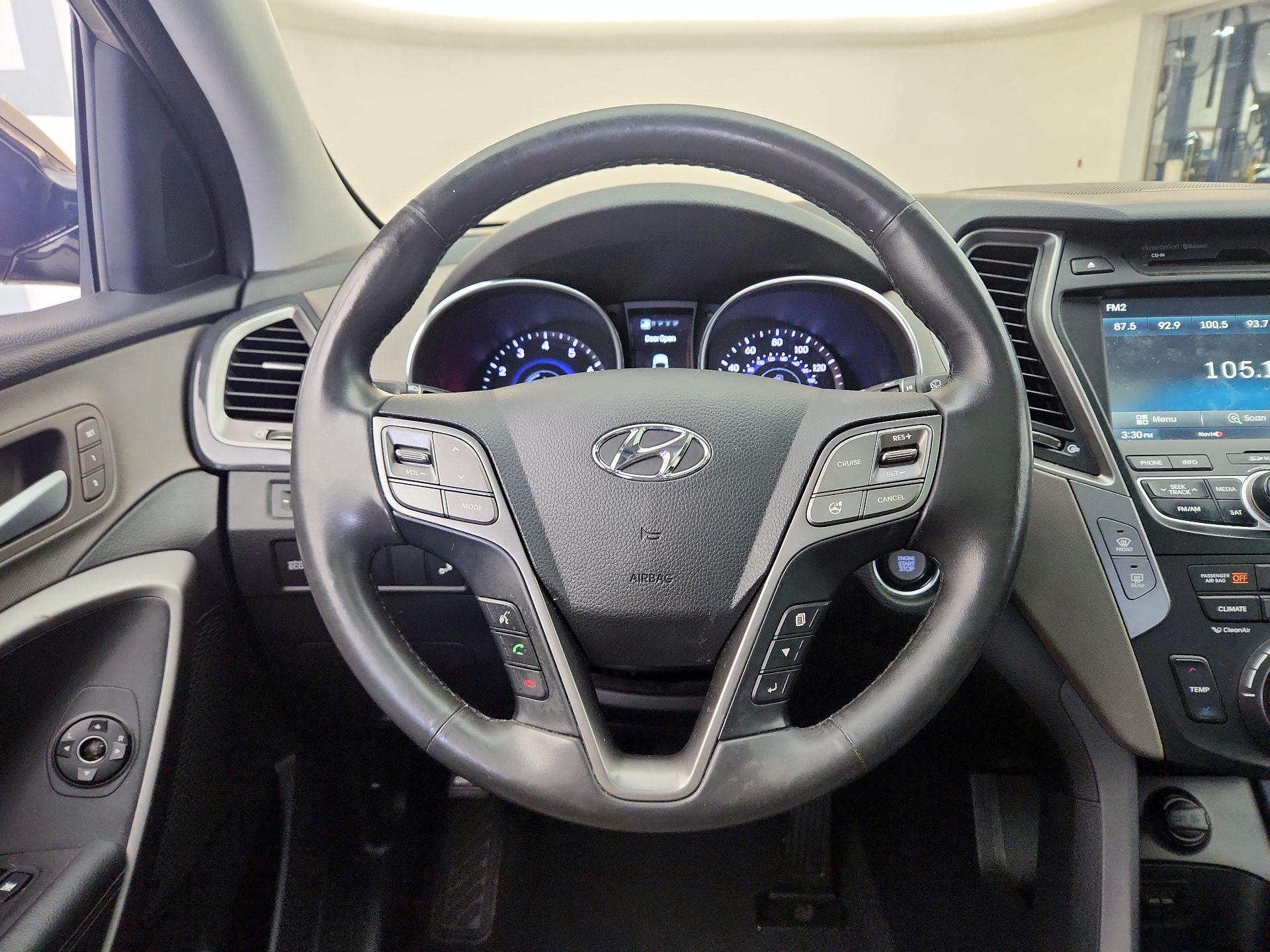 Thumbnail: 2015 Hyundai Santa Fe - 10