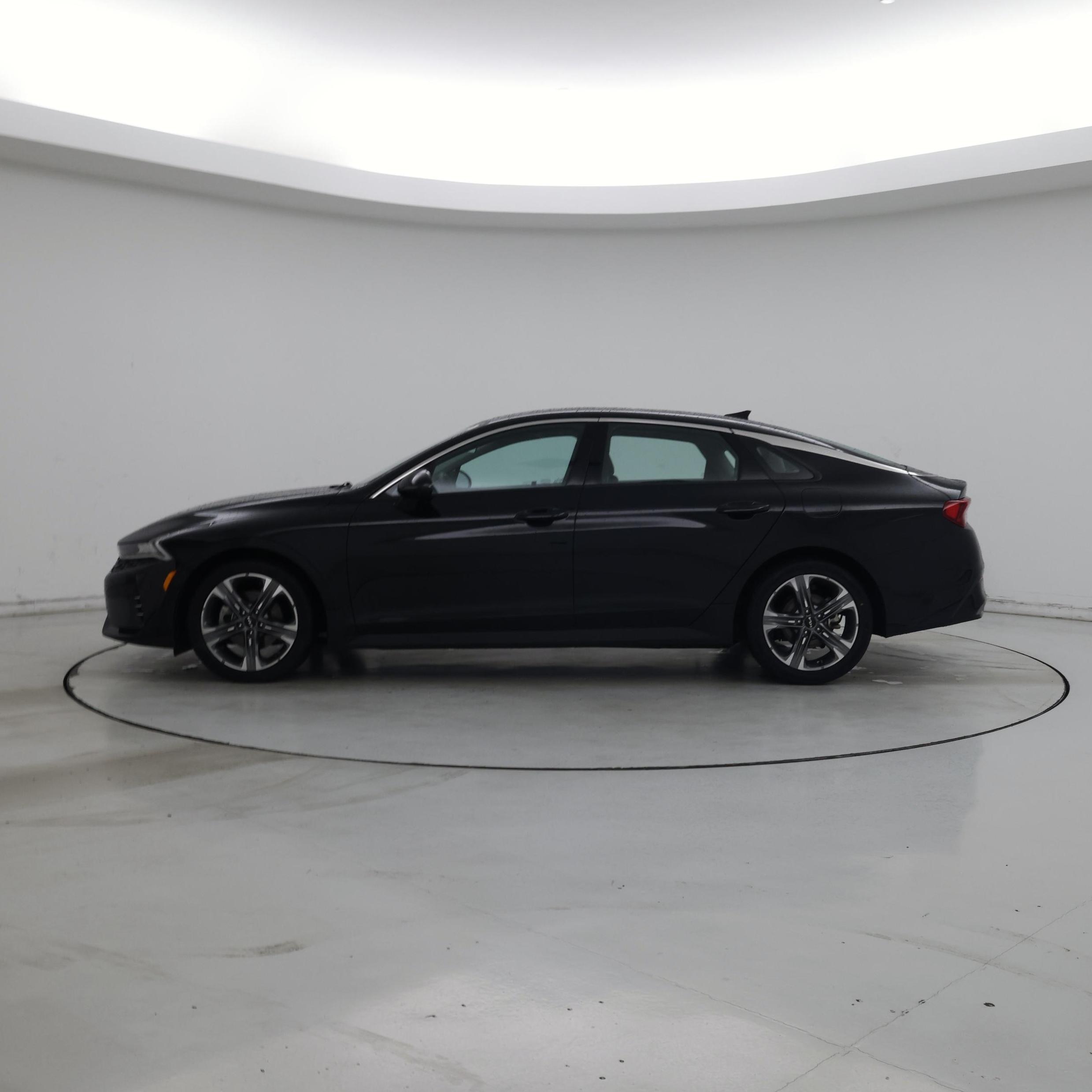 Thumbnail: 2022 Kia K5 - 3