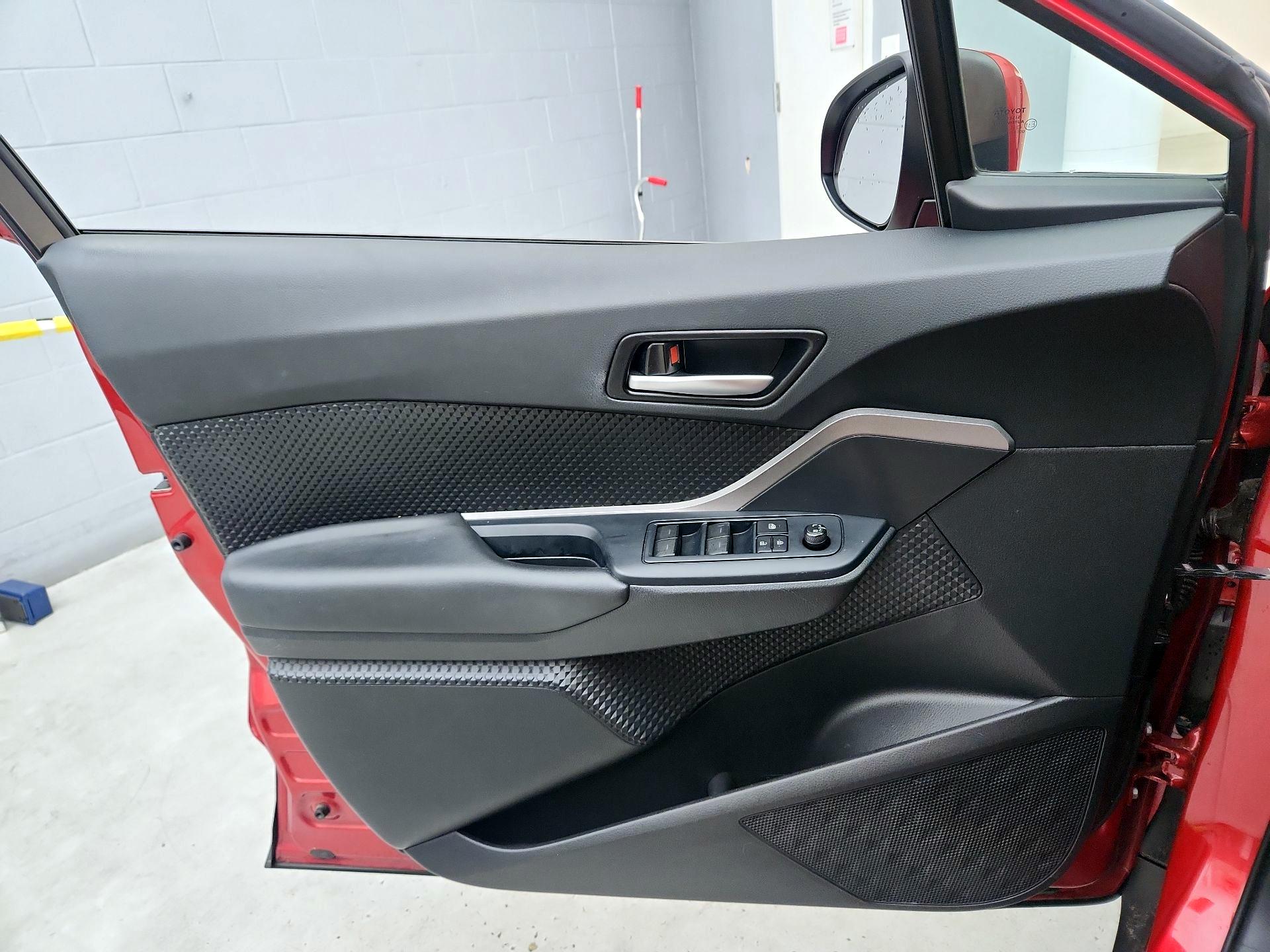 Thumbnail: 2020 Toyota C-HR - 12