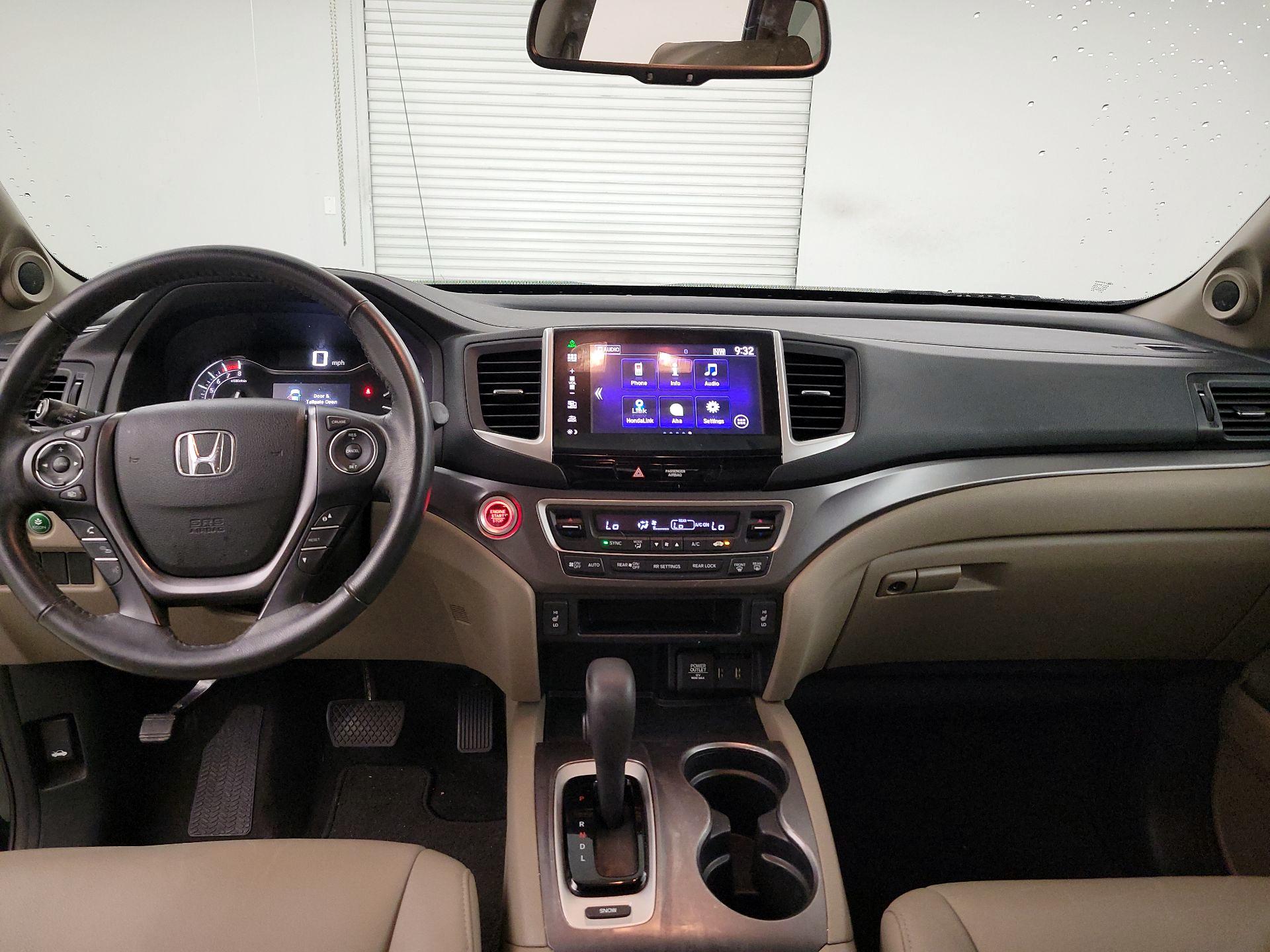 Thumbnail: 2016 Honda Pilot - 9