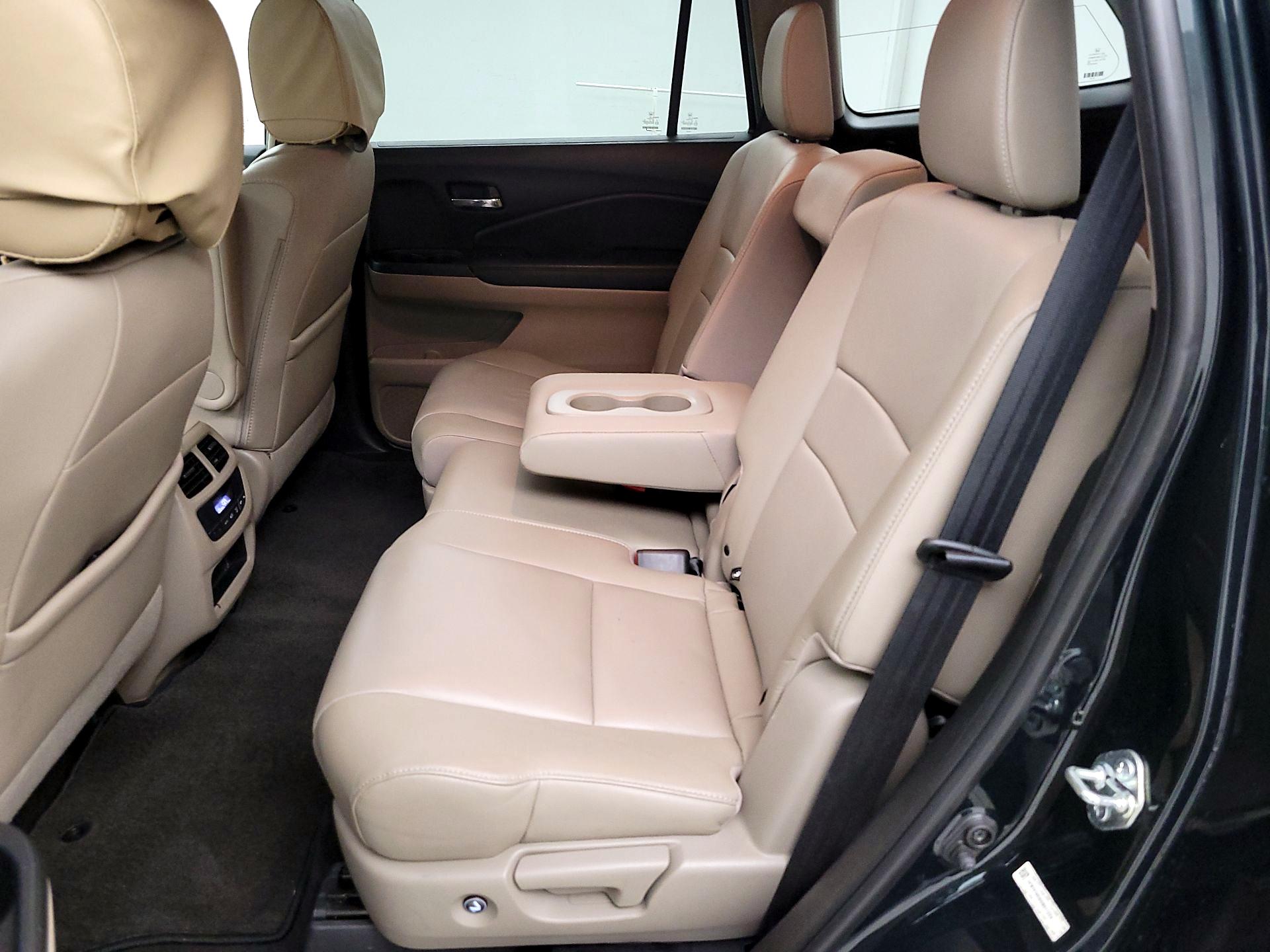 Thumbnail: 2016 Honda Pilot - 20