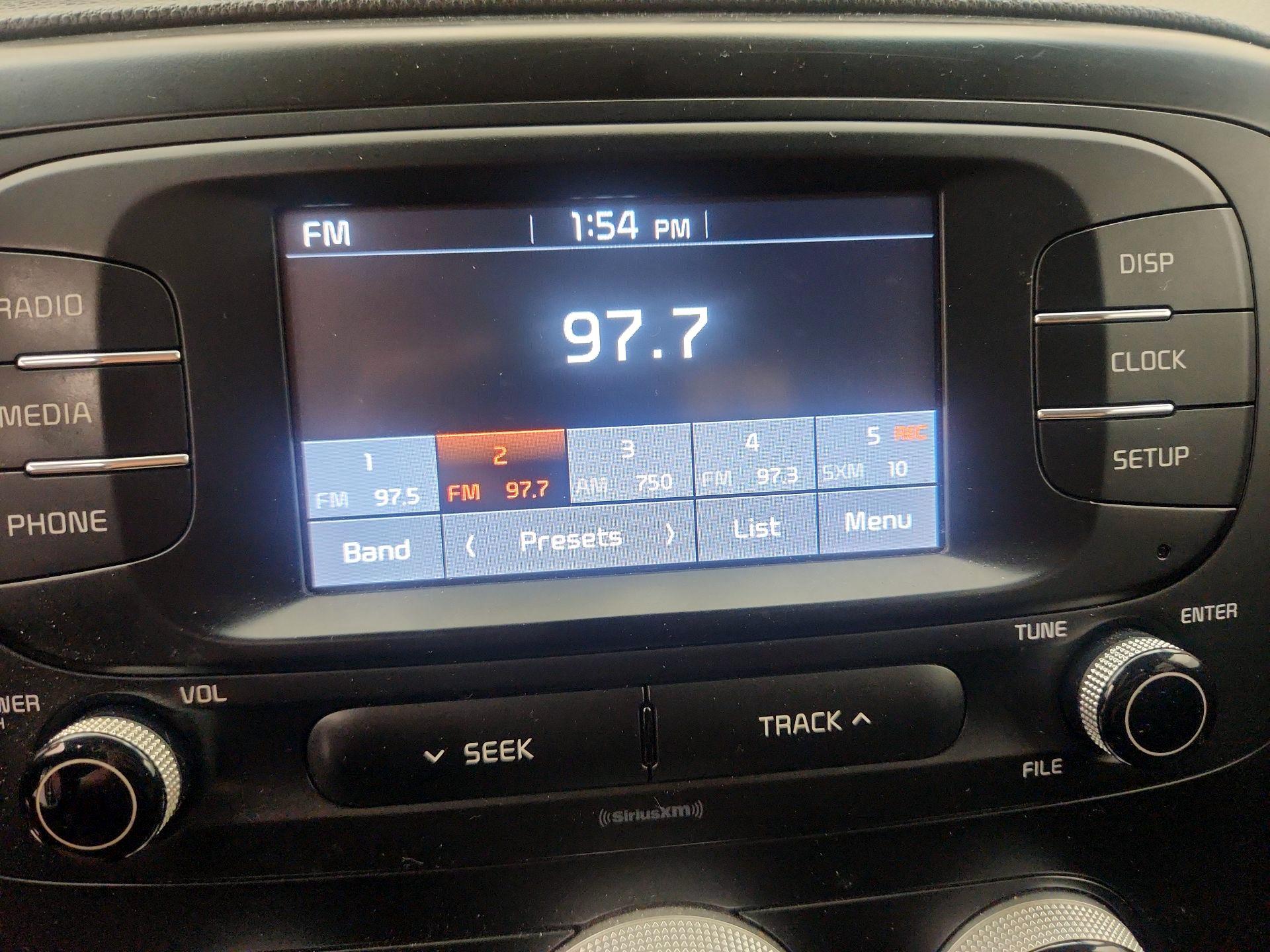 Thumbnail: 2019 Kia Soul - 15