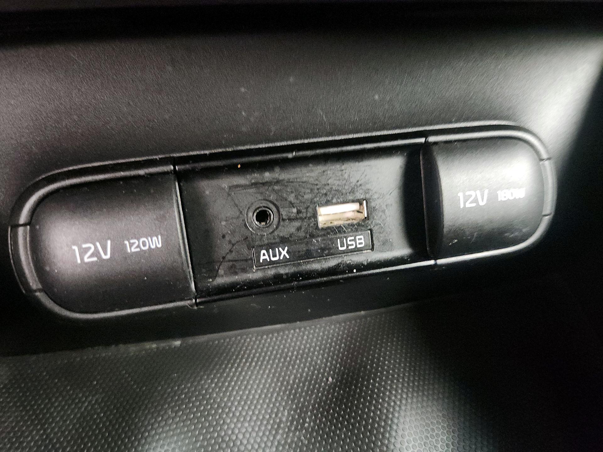 Thumbnail: 2019 Kia Soul - 18