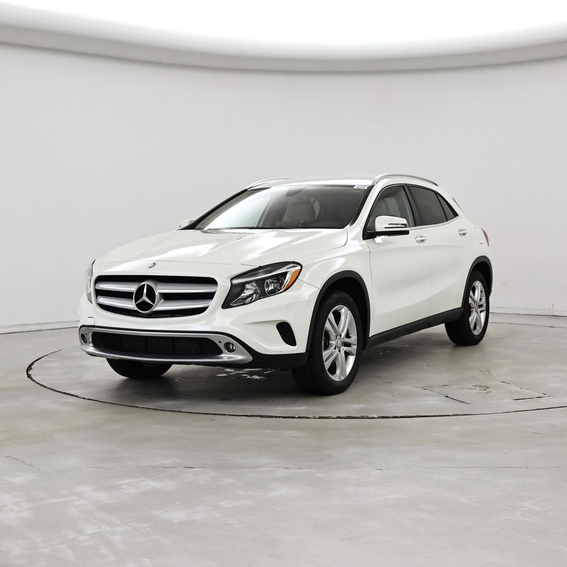 Thumbnail: 2016 Mercedes-Benz GLA - 4